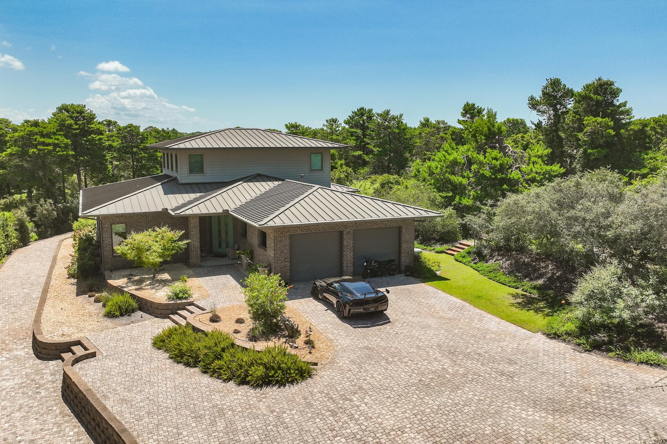 COUNTRY CLUB HILLS PH 1 - Residential