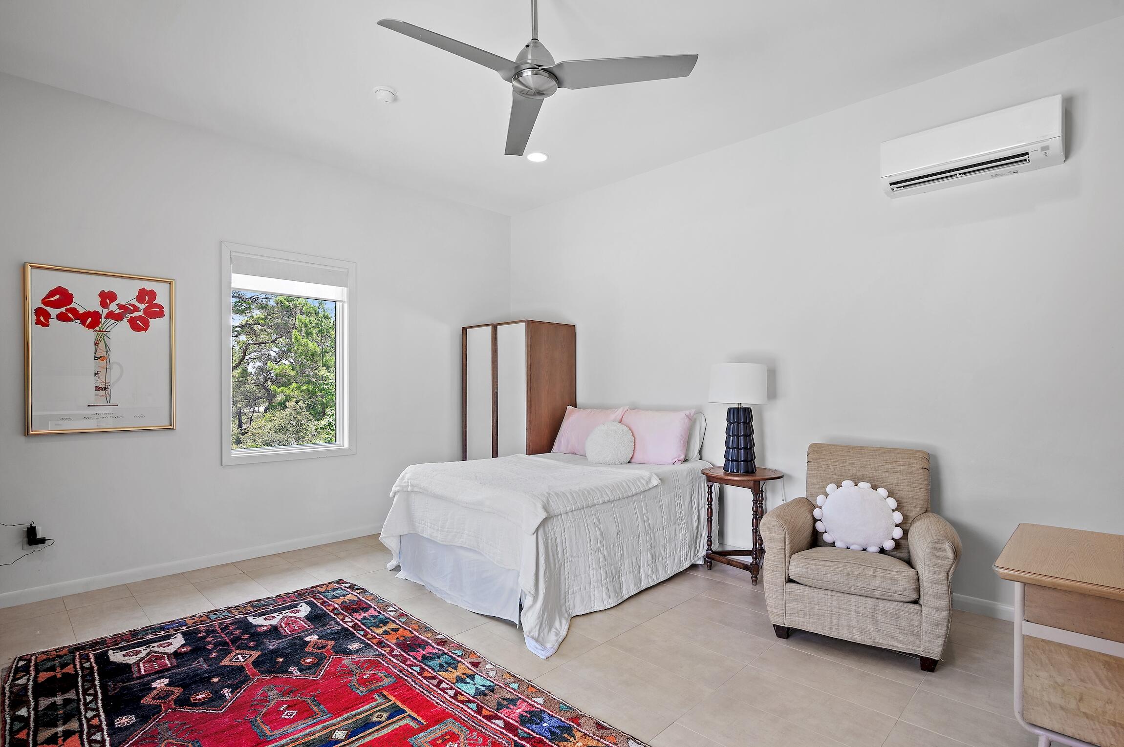 COUNTRY CLUB HILLS PH 1 - Residential