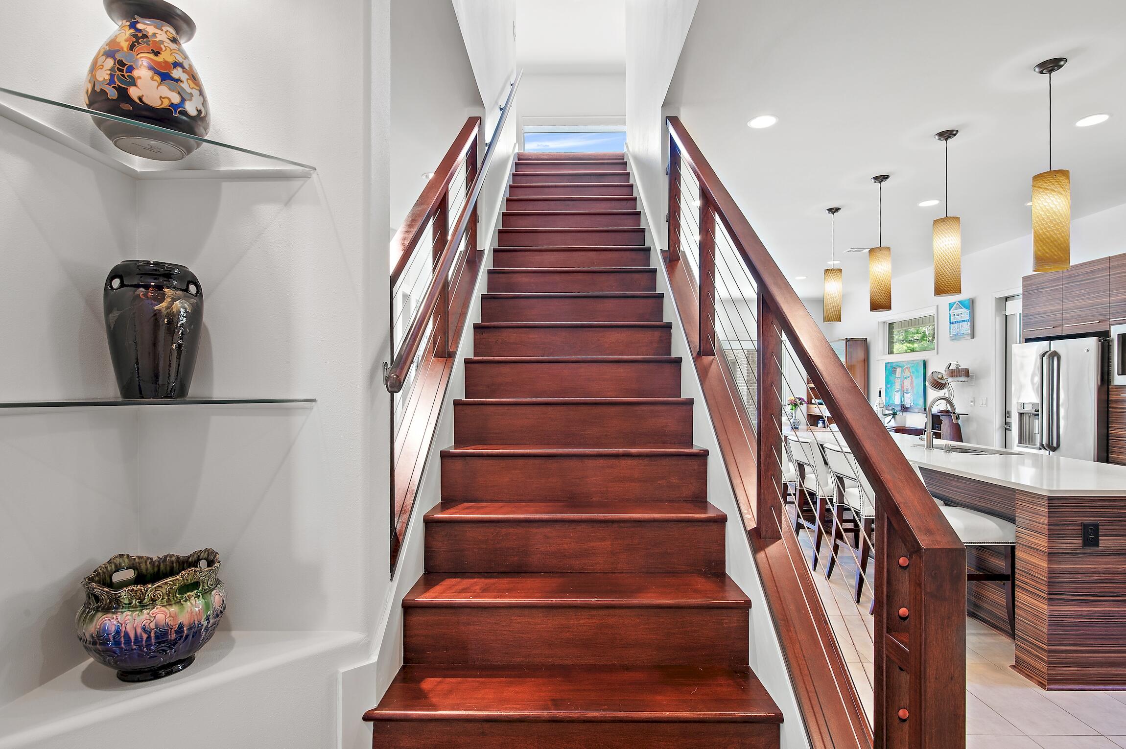 COUNTRY CLUB HILLS PH 1 - Residential