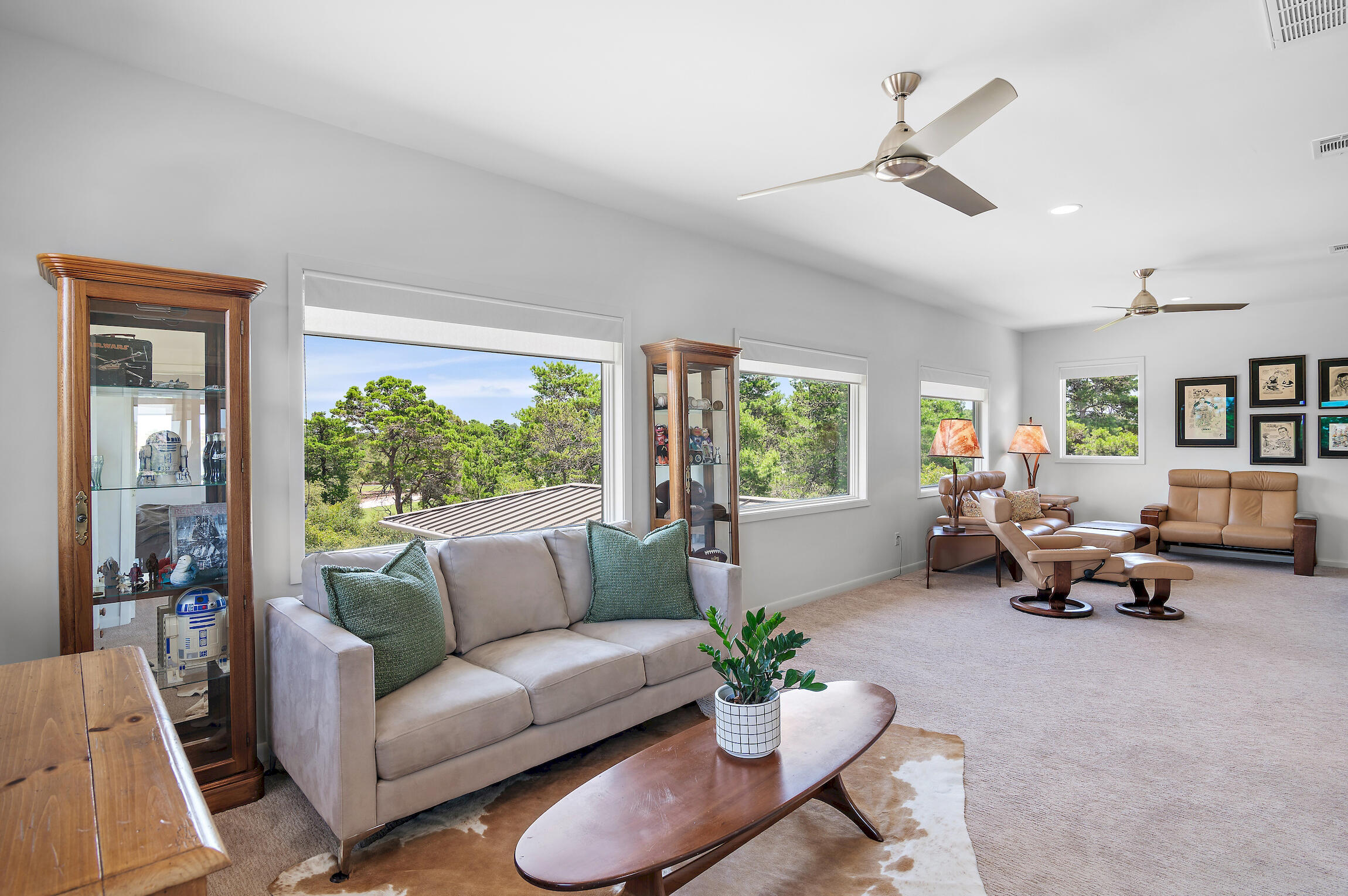 COUNTRY CLUB HILLS PH 1 - Residential
