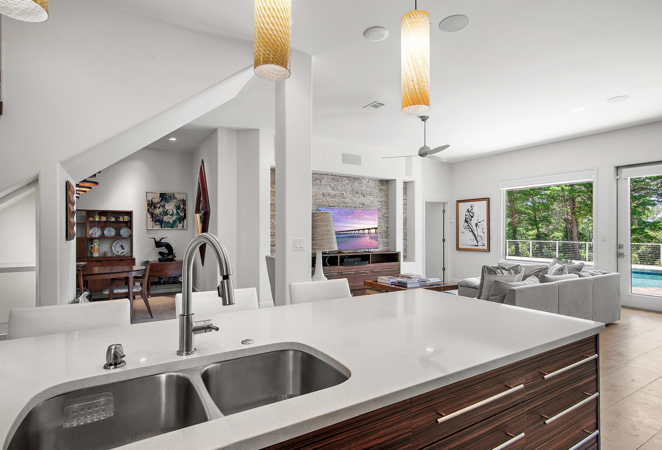 COUNTRY CLUB HILLS PH 1 - Residential