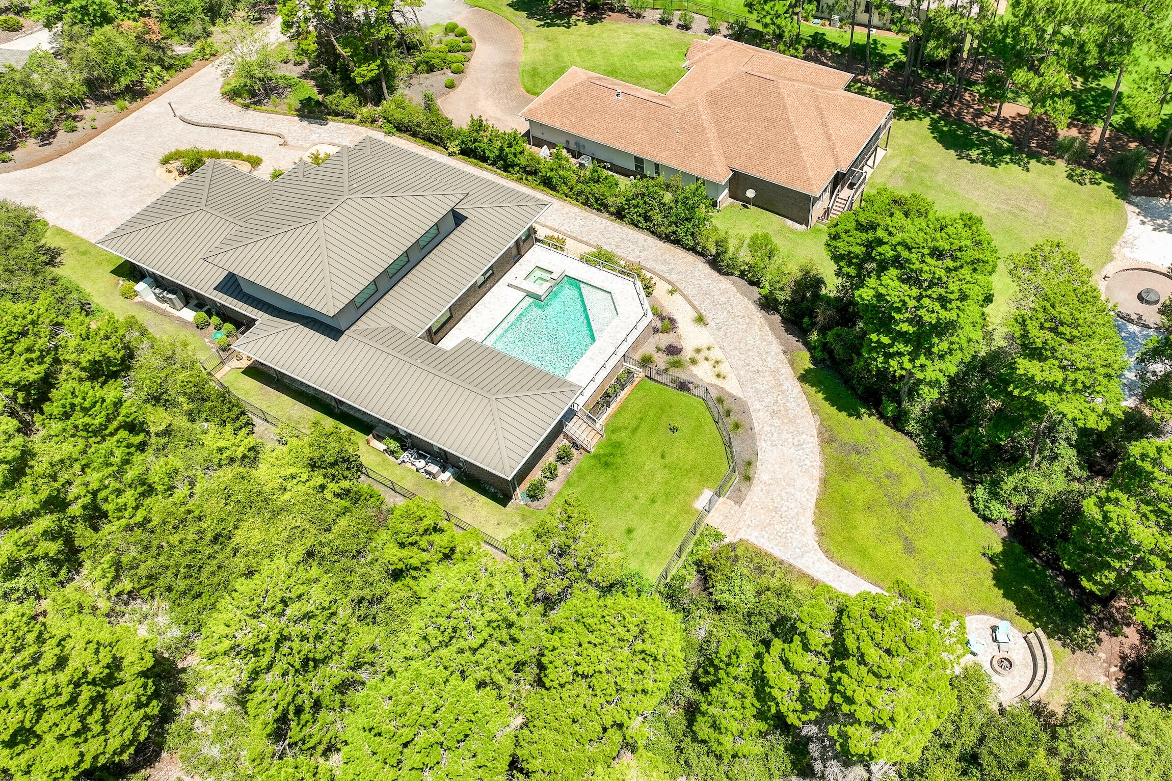 COUNTRY CLUB HILLS PH 1 - Residential