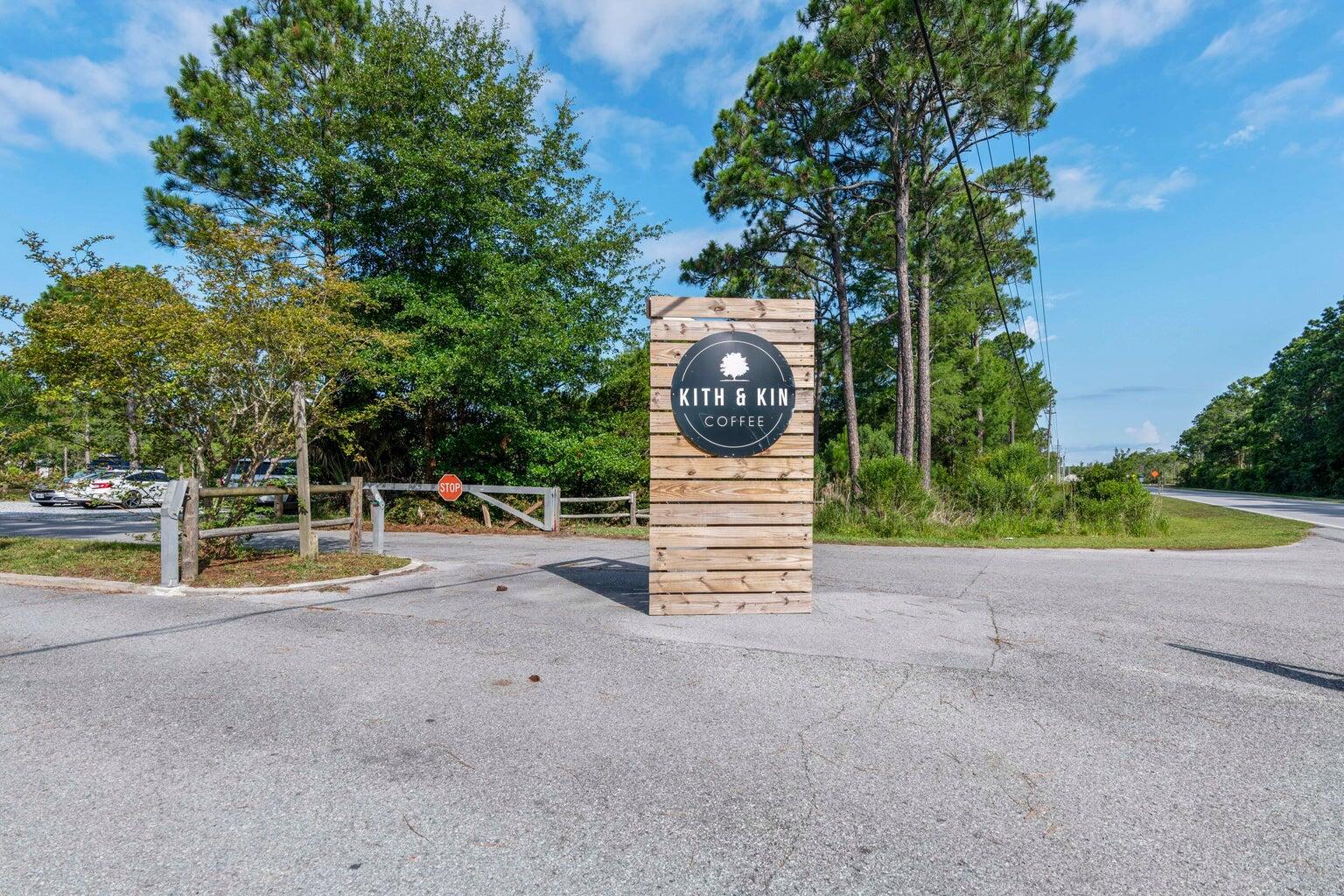 COUNTRY CLUB HILLS PH 1 - Residential