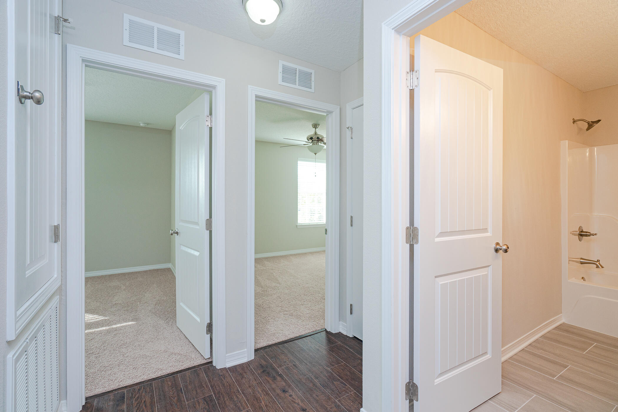 STILLWELL ESTATES - Residential