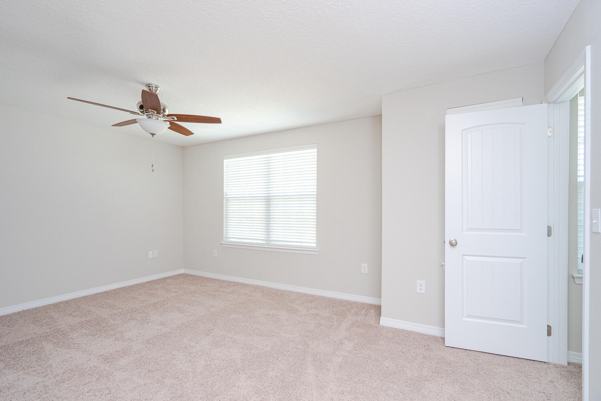 STILLWELL ESTATES - Residential