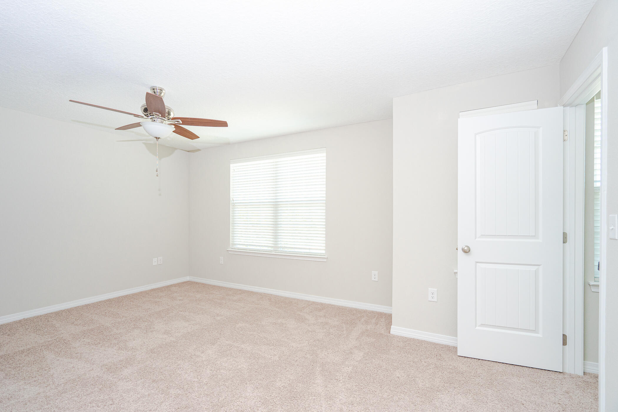 STILLWELL ESTATES - Residential