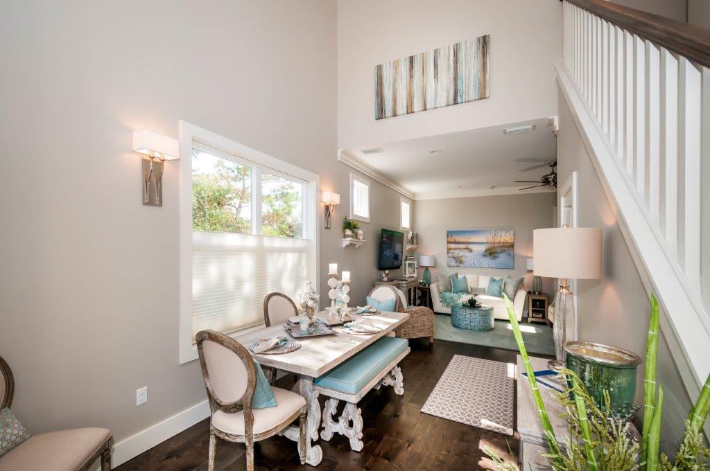 EMERALD WATERS VILLAGE - Residential