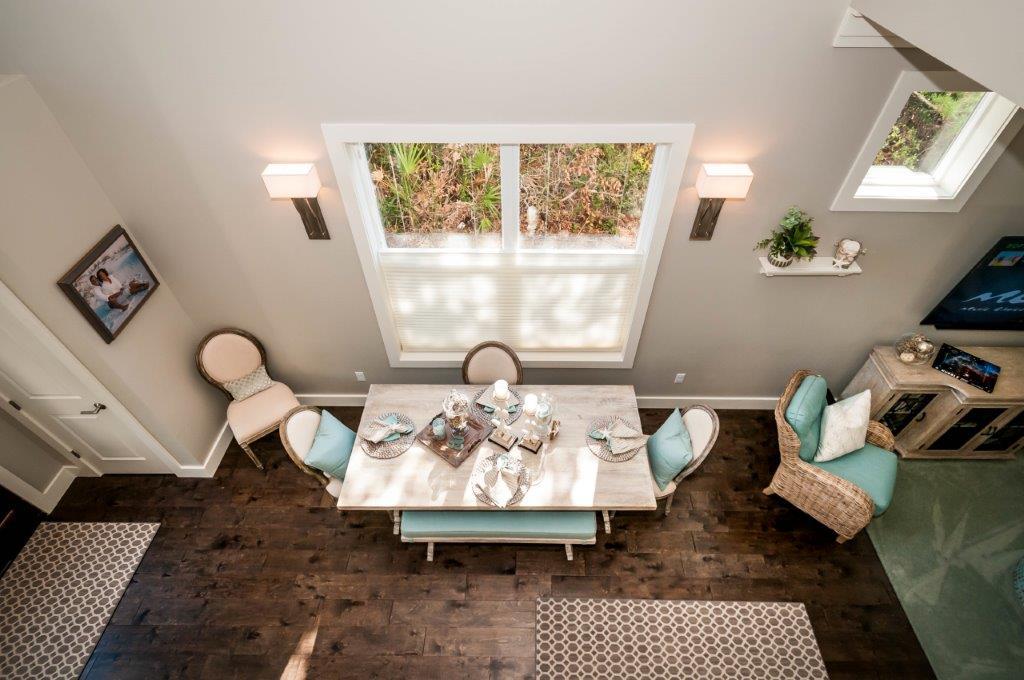 EMERALD WATERS VILLAGE - Residential