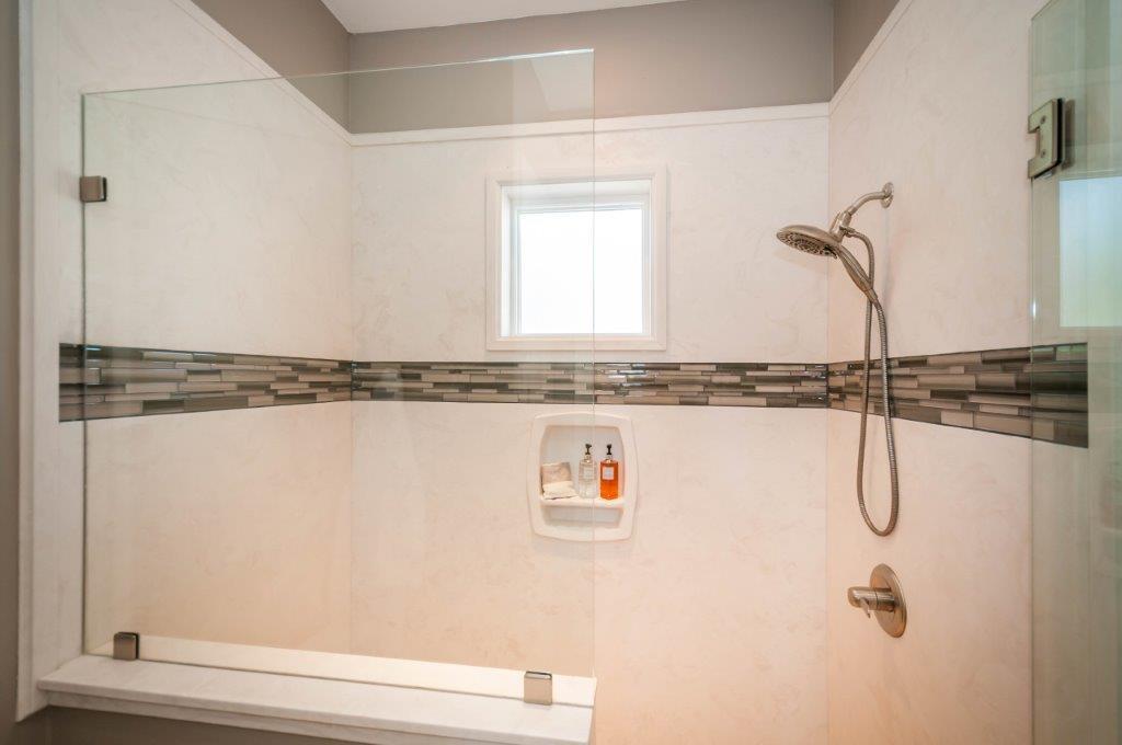 EMERALD WATERS VILLAGE - Residential