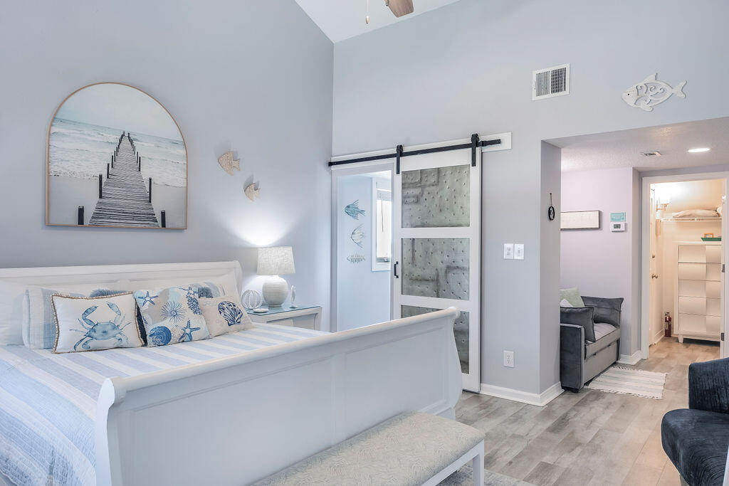 SEASCAPE CONDO PH 6A - Residential