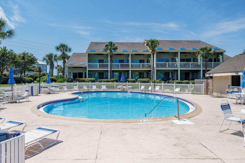 SEASCAPE CONDO PH 6A - Residential