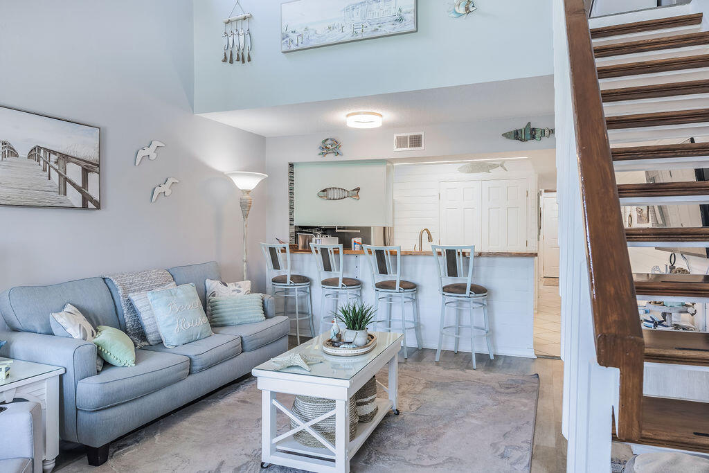 SEASCAPE CONDO PH 6A - Residential
