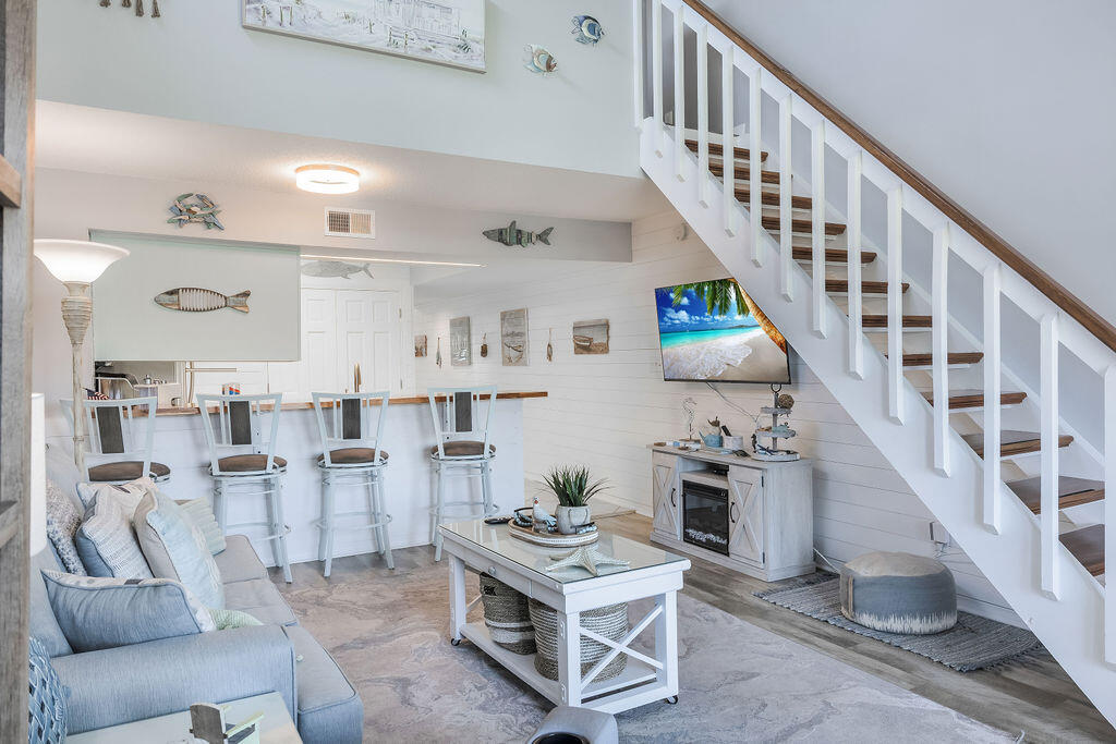 SEASCAPE CONDO PH 6A - Residential