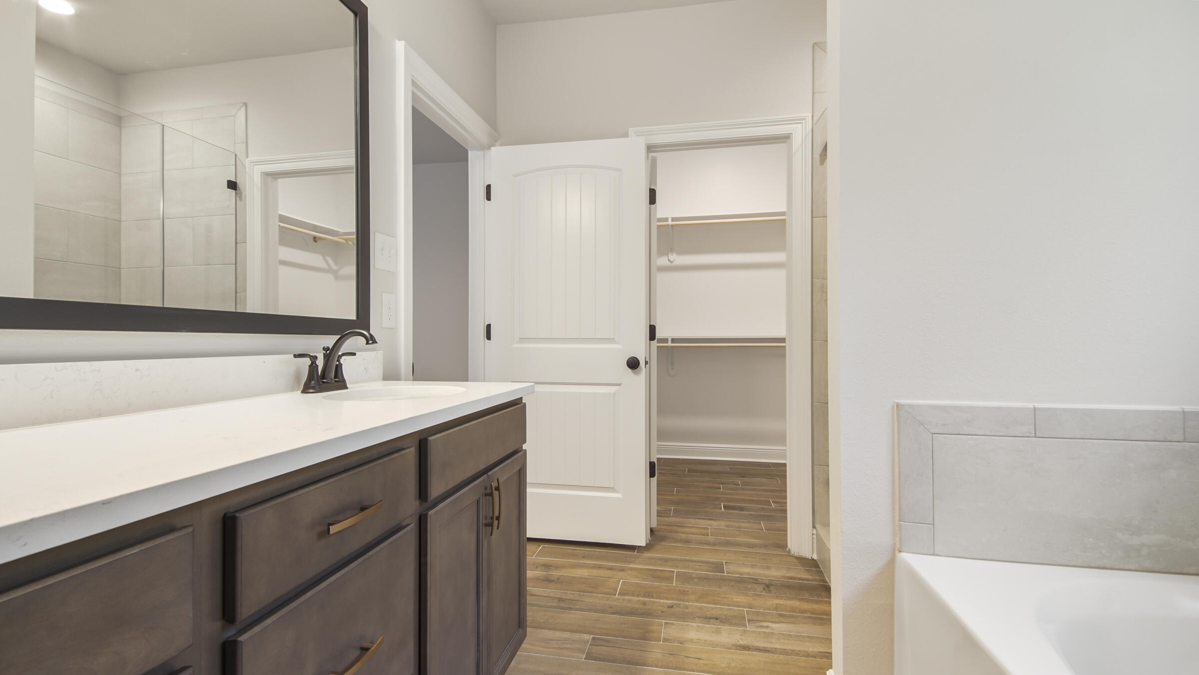 HAMMOCK BAY - MOONSWEPT - Residential Lease