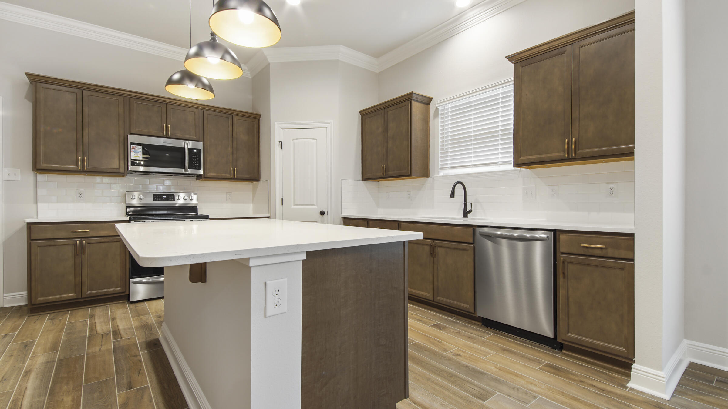 HAMMOCK BAY - MOONSWEPT - Residential Lease