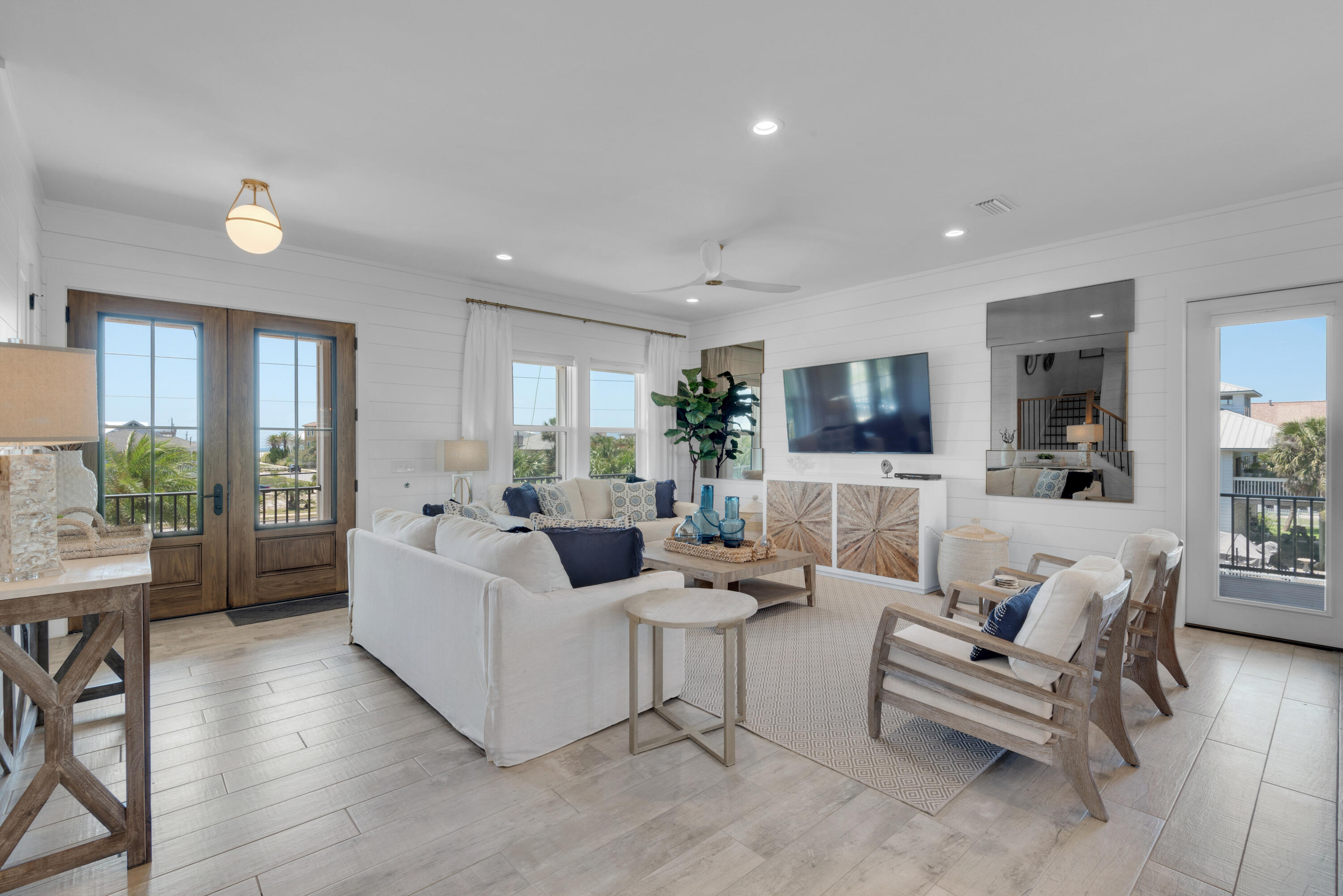 VILLA SEGUNDA - Residential