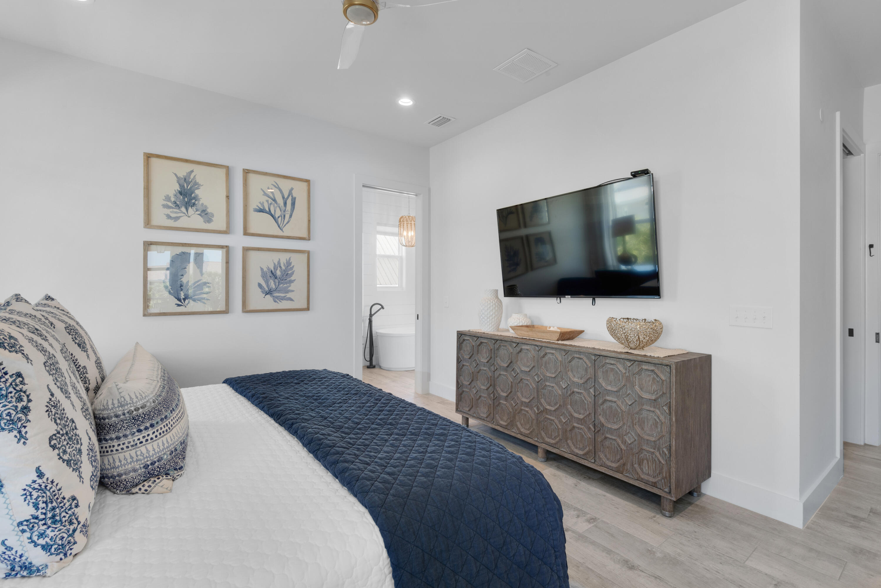 VILLA SEGUNDA - Residential