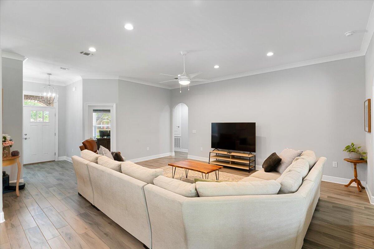 HOLLEY BY THE SEA - Residential
