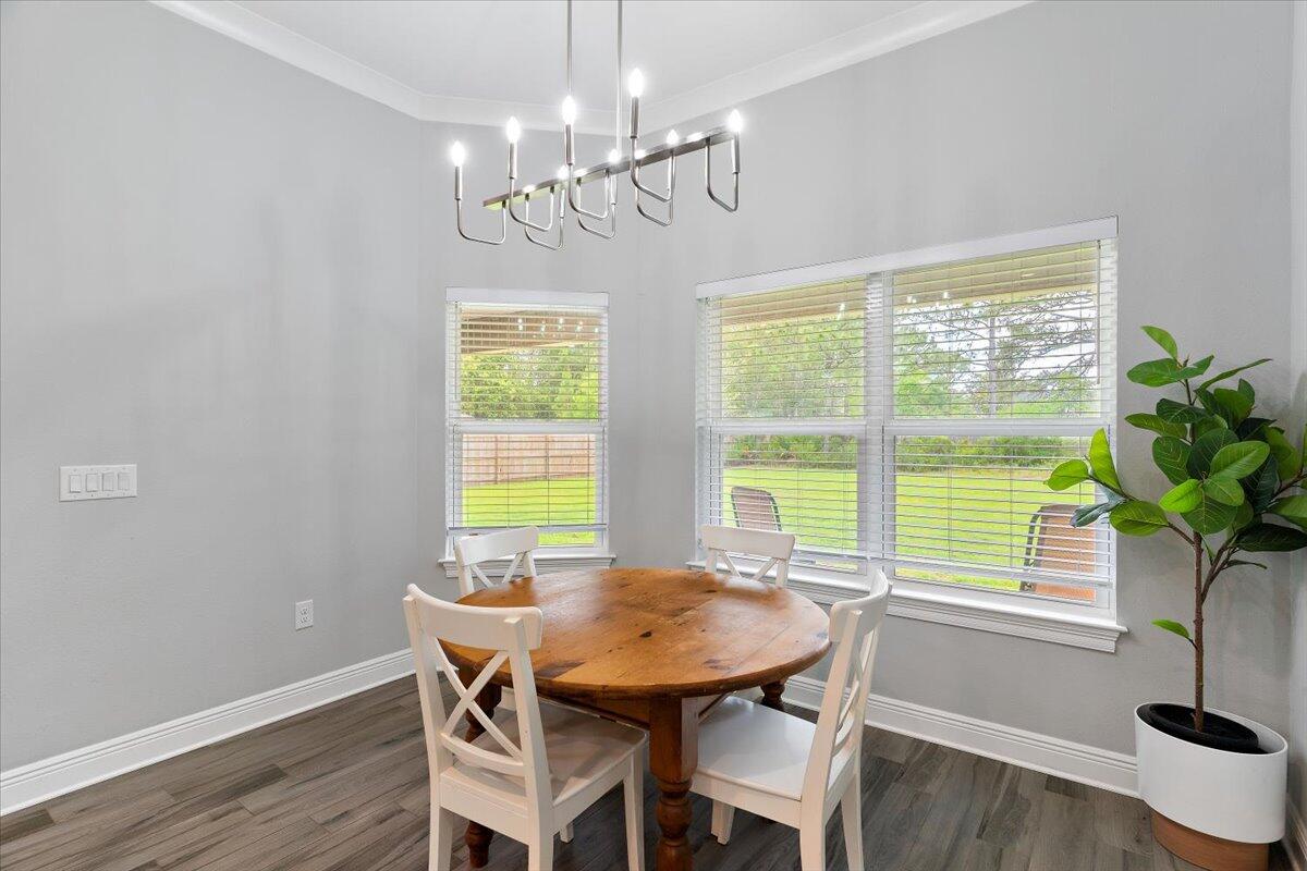 HOLLEY BY THE SEA - Residential