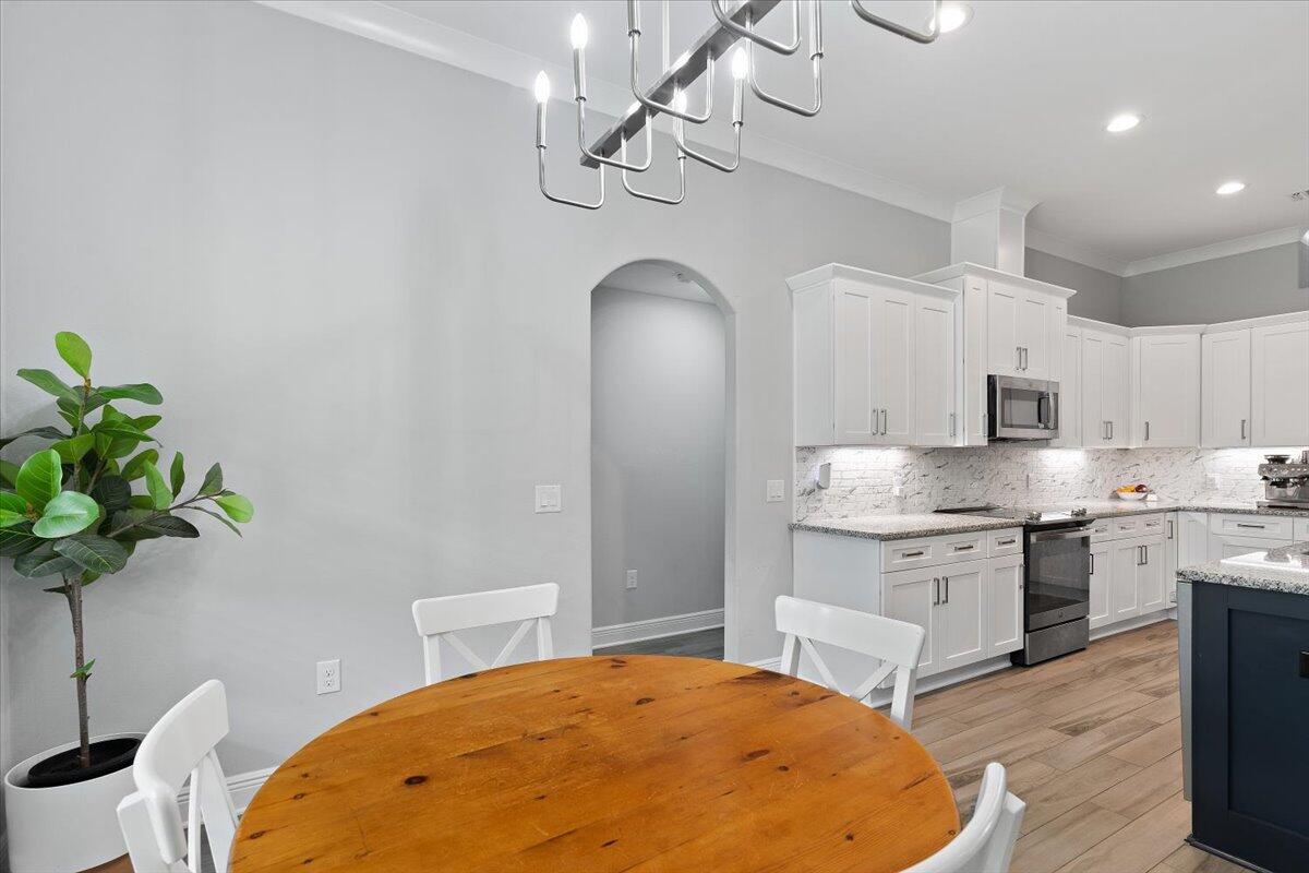 HOLLEY BY THE SEA - Residential