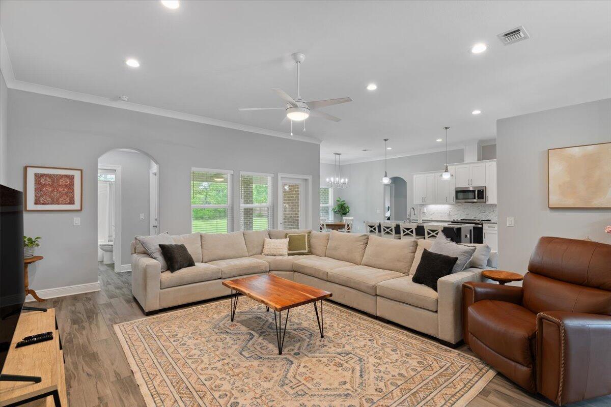 HOLLEY BY THE SEA - Residential