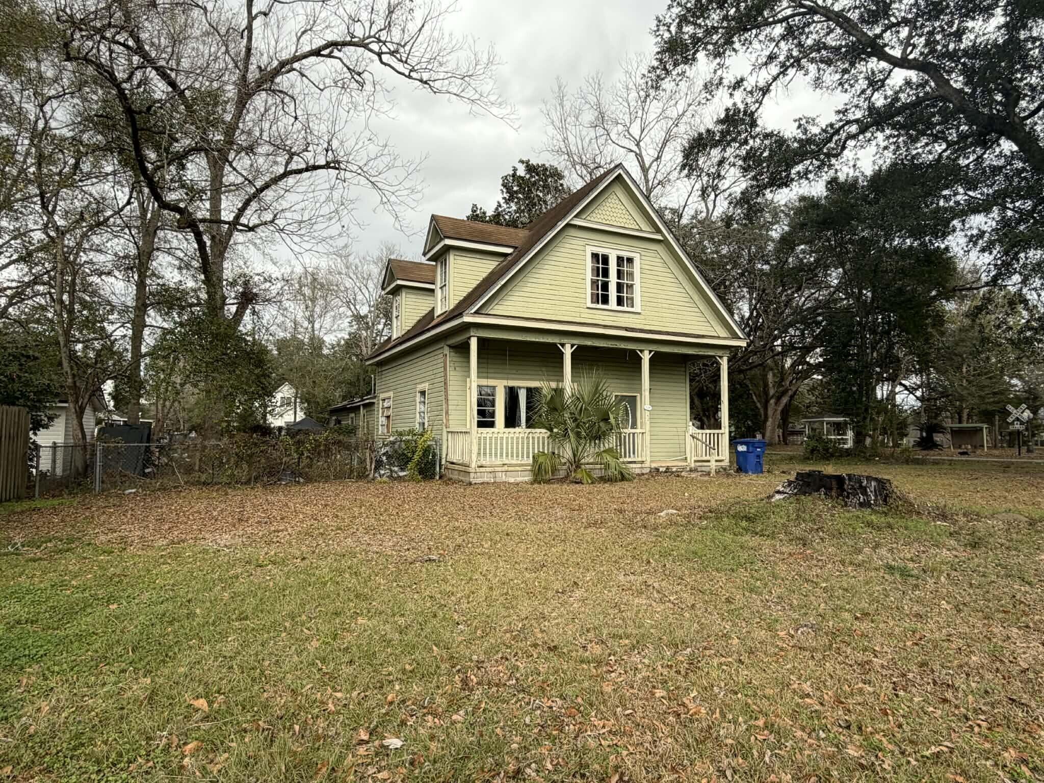 TOWN OF LOCKHART INC - Residential