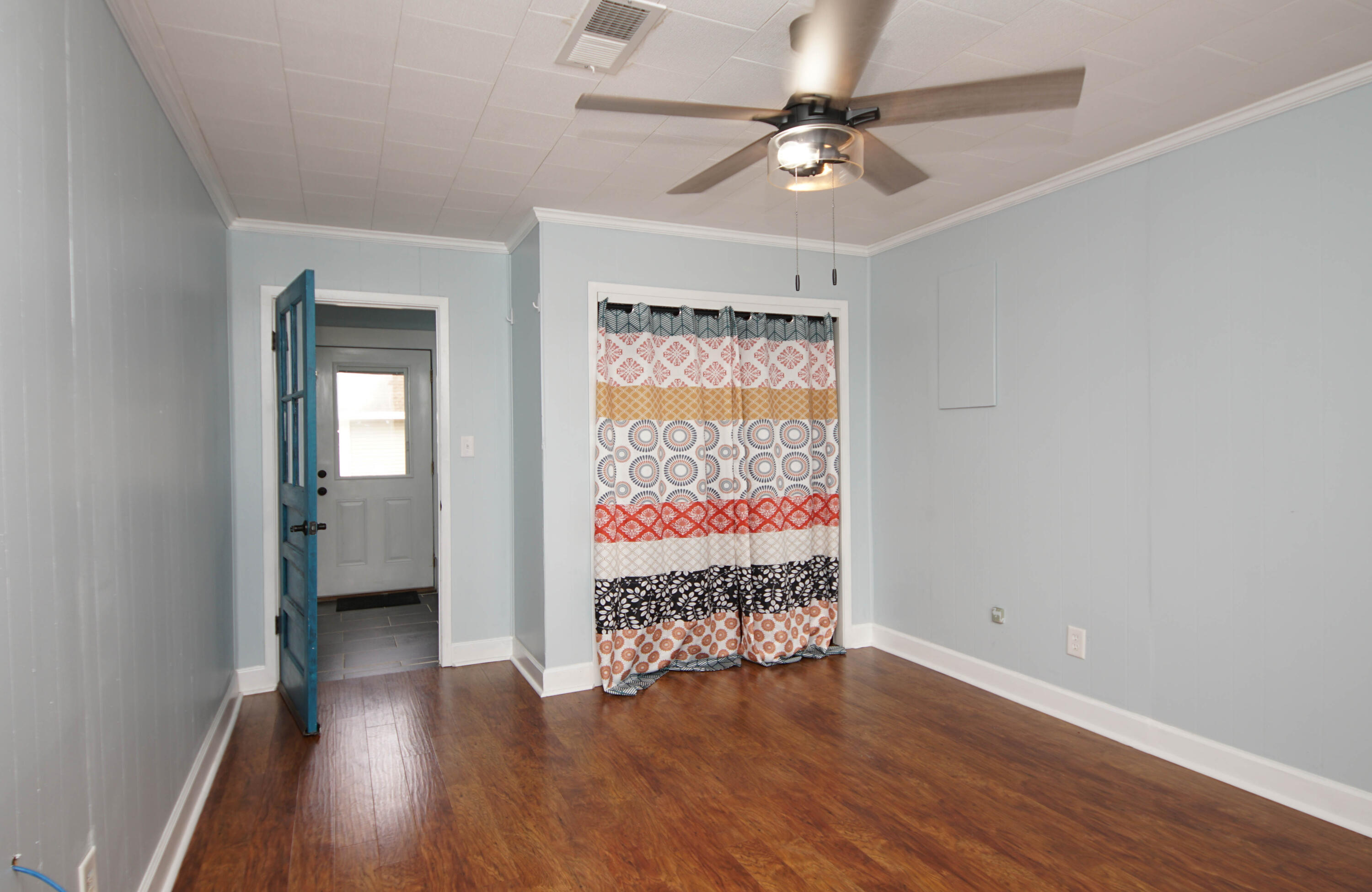 CAROL ANNE MANOR - Residential Lease