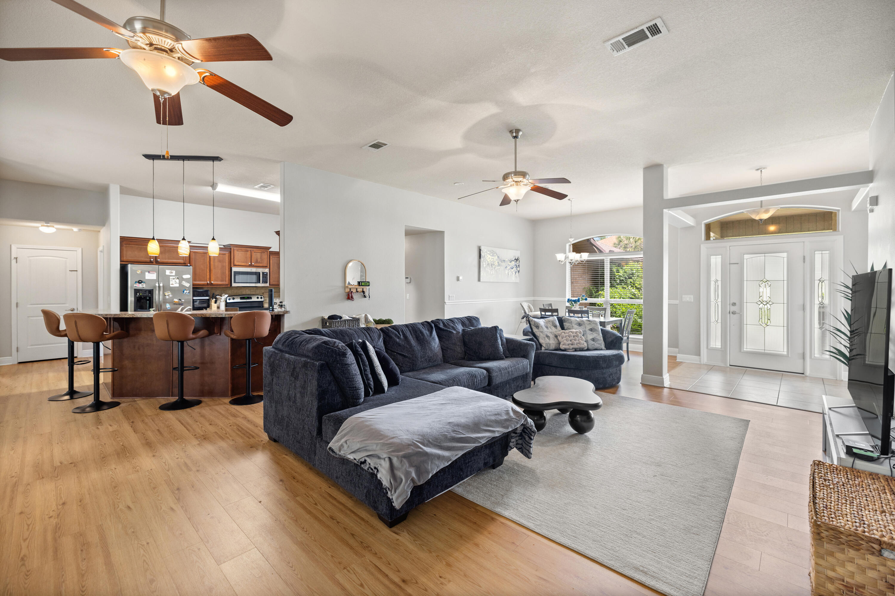 ALICIA PLACE - Residential
