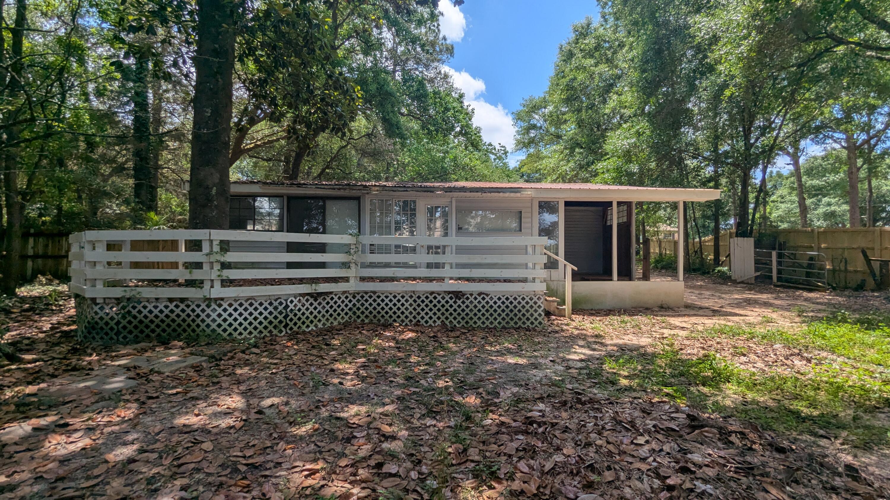LEON HEIGHTS - Residential