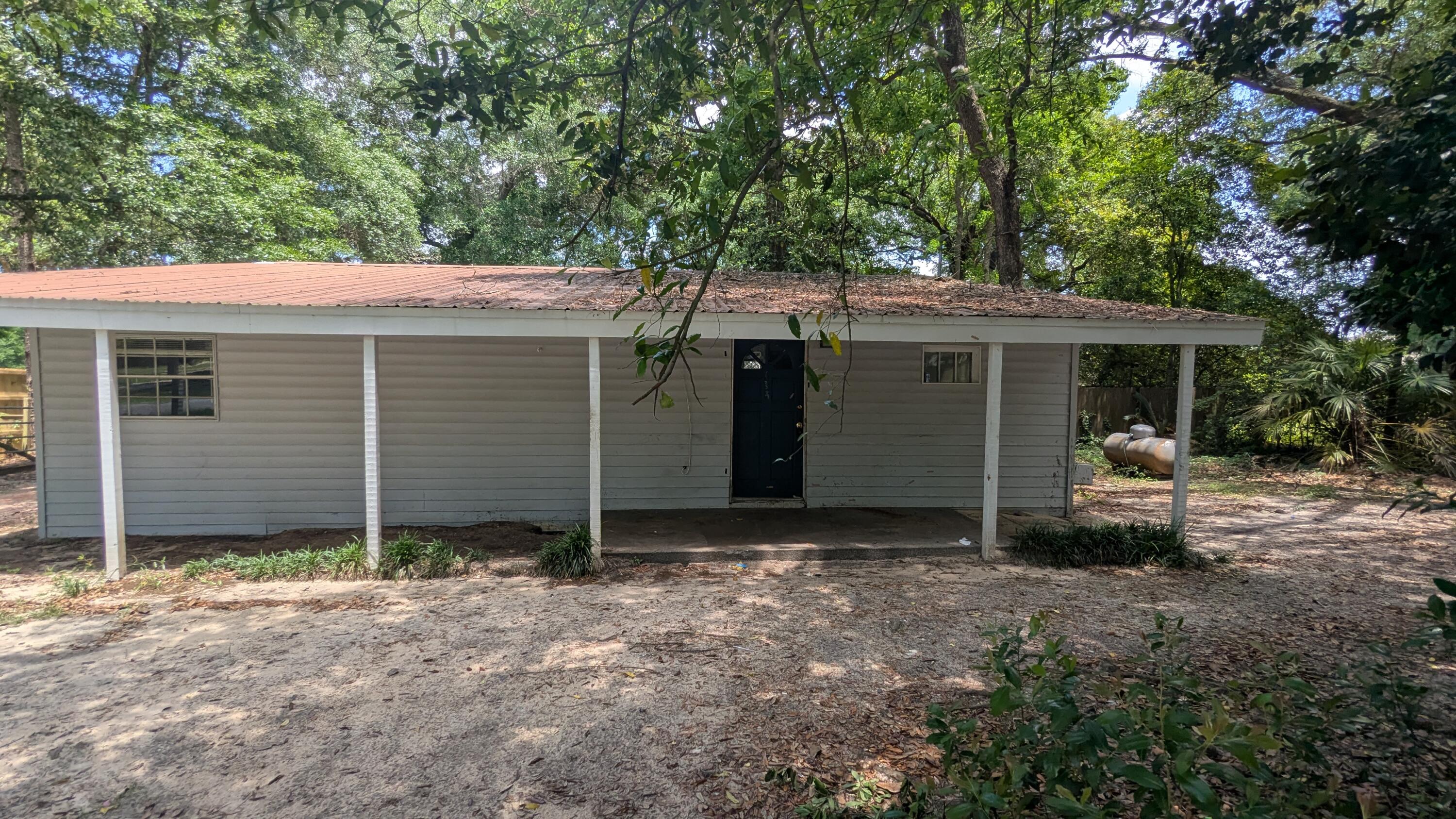 LEON HEIGHTS - Residential