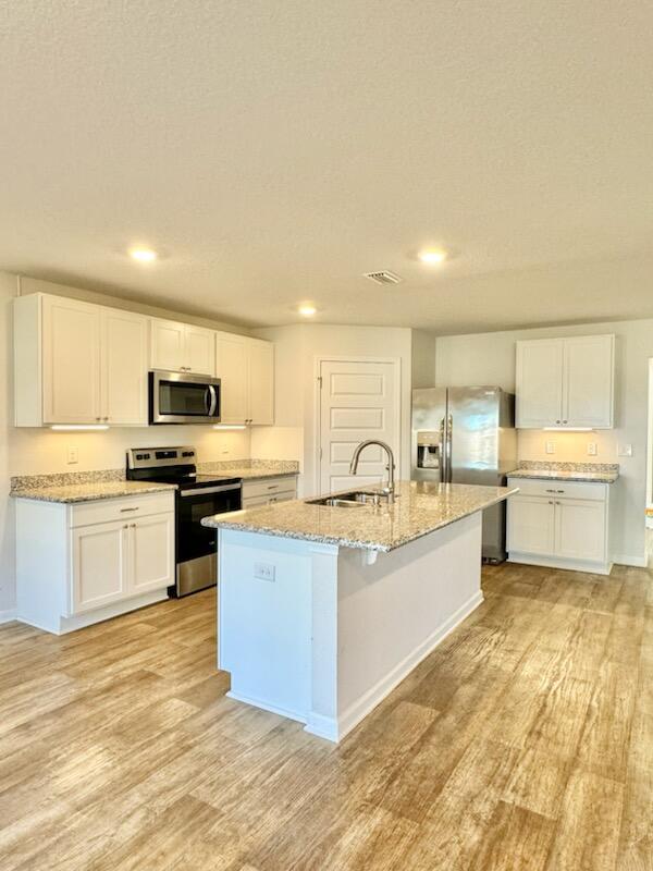 AVALON PARK - Residential