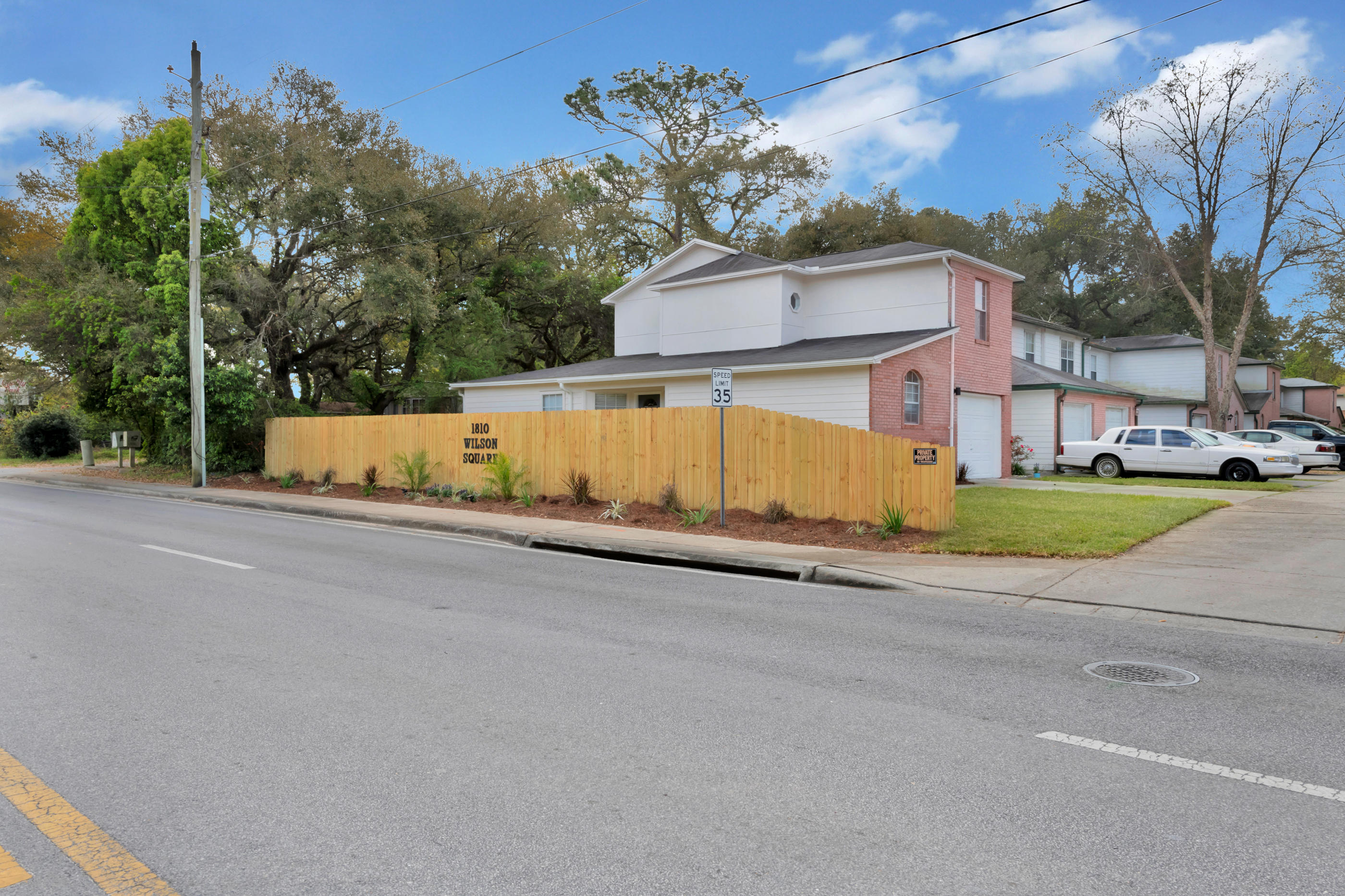 WILSON SQUARE T/H - Residential