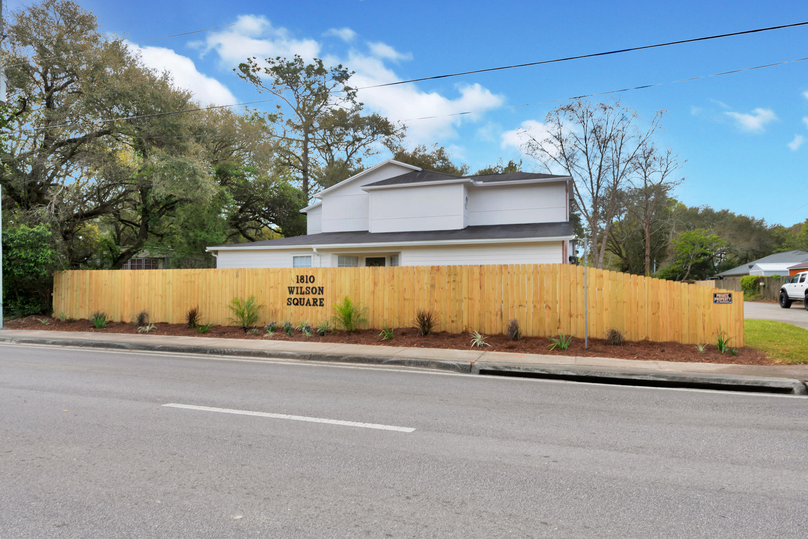 WILSON SQUARE T/H - Residential