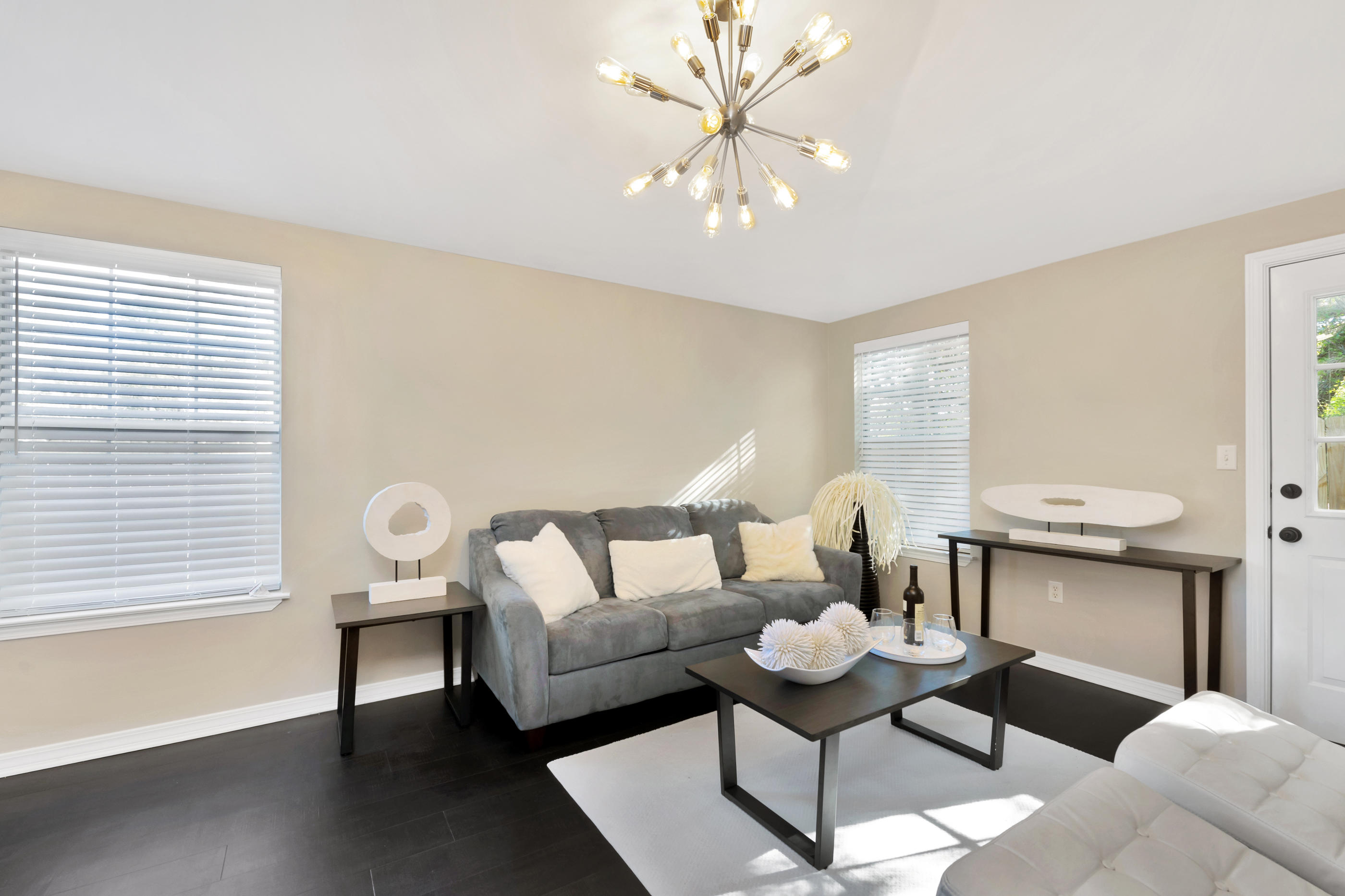 WILSON SQUARE T/H - Residential