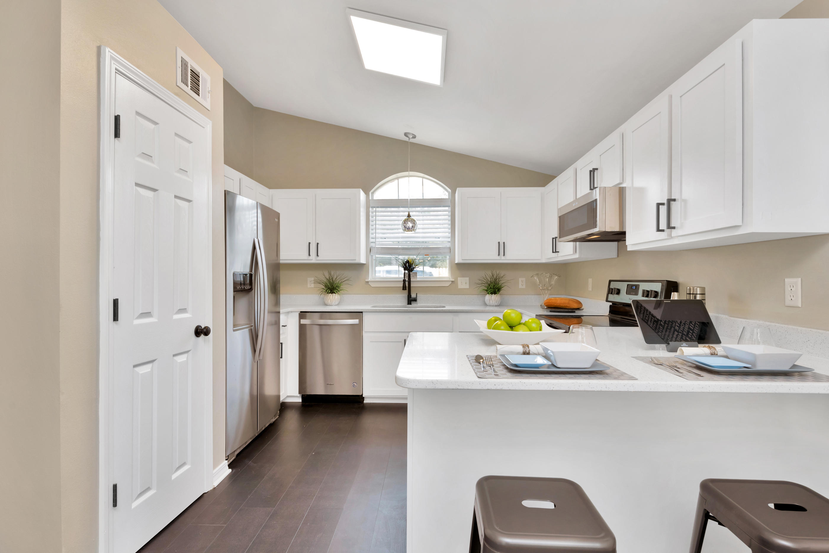 WILSON SQUARE T/H - Residential