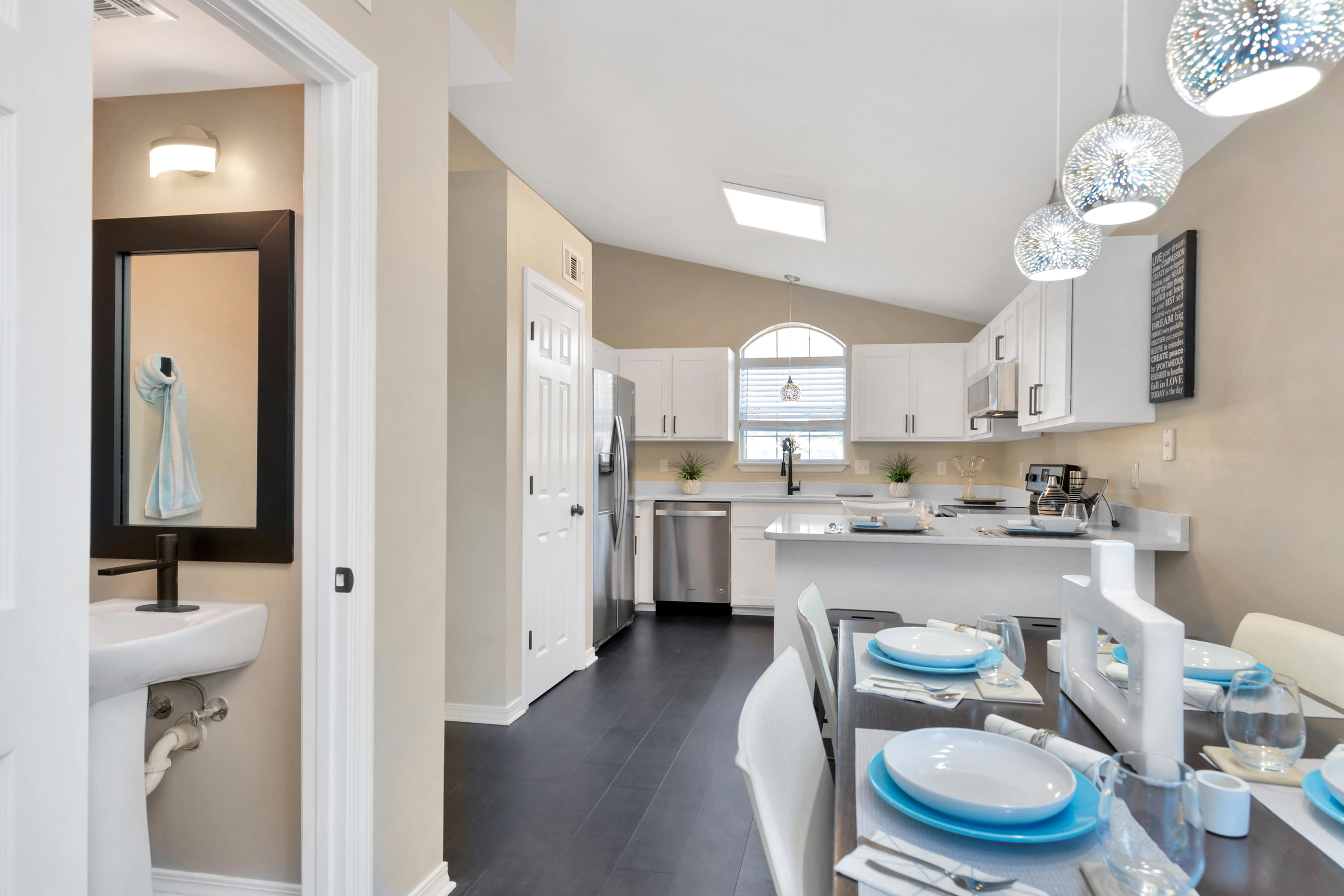 WILSON SQUARE T/H - Residential