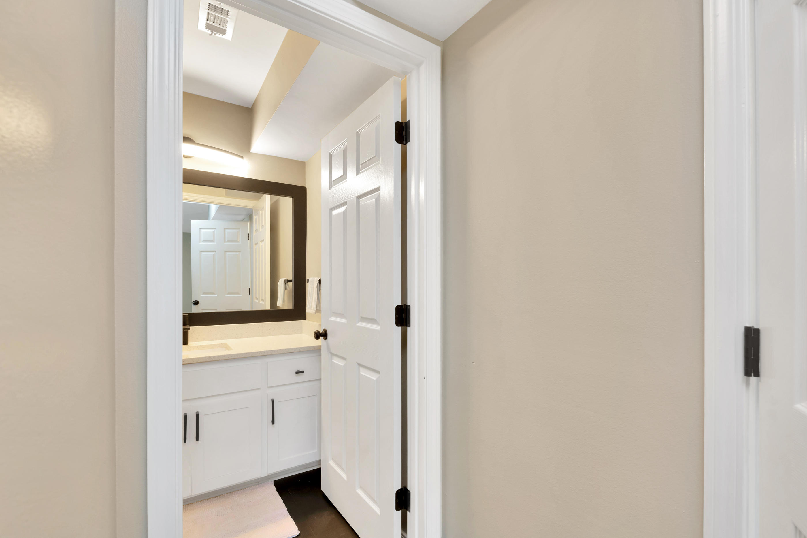 WILSON SQUARE T/H - Residential