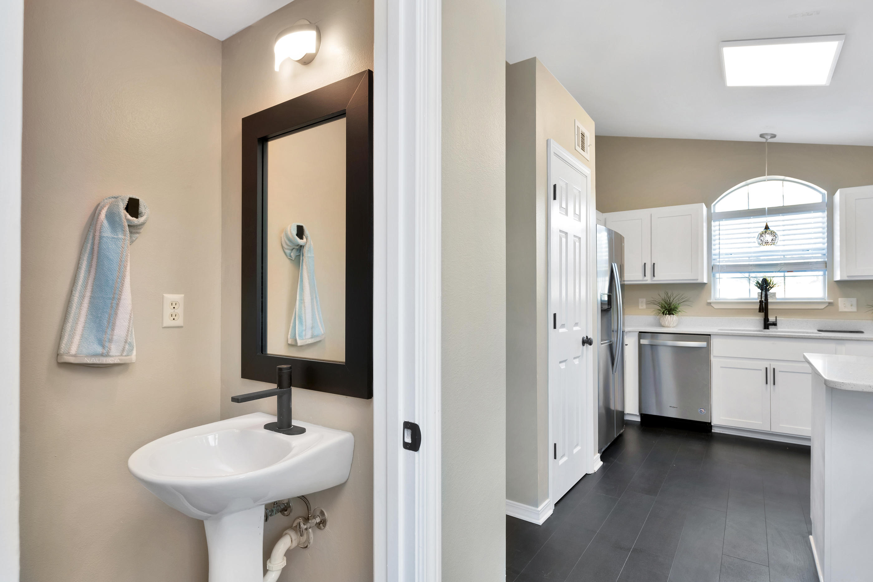 WILSON SQUARE T/H - Residential