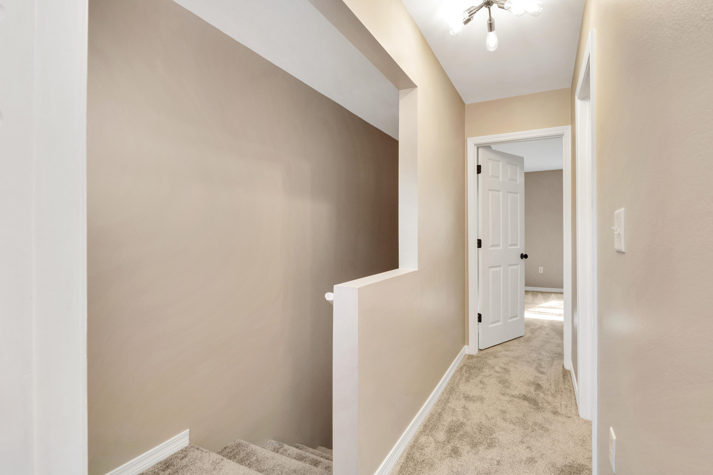 WILSON SQUARE T/H - Residential