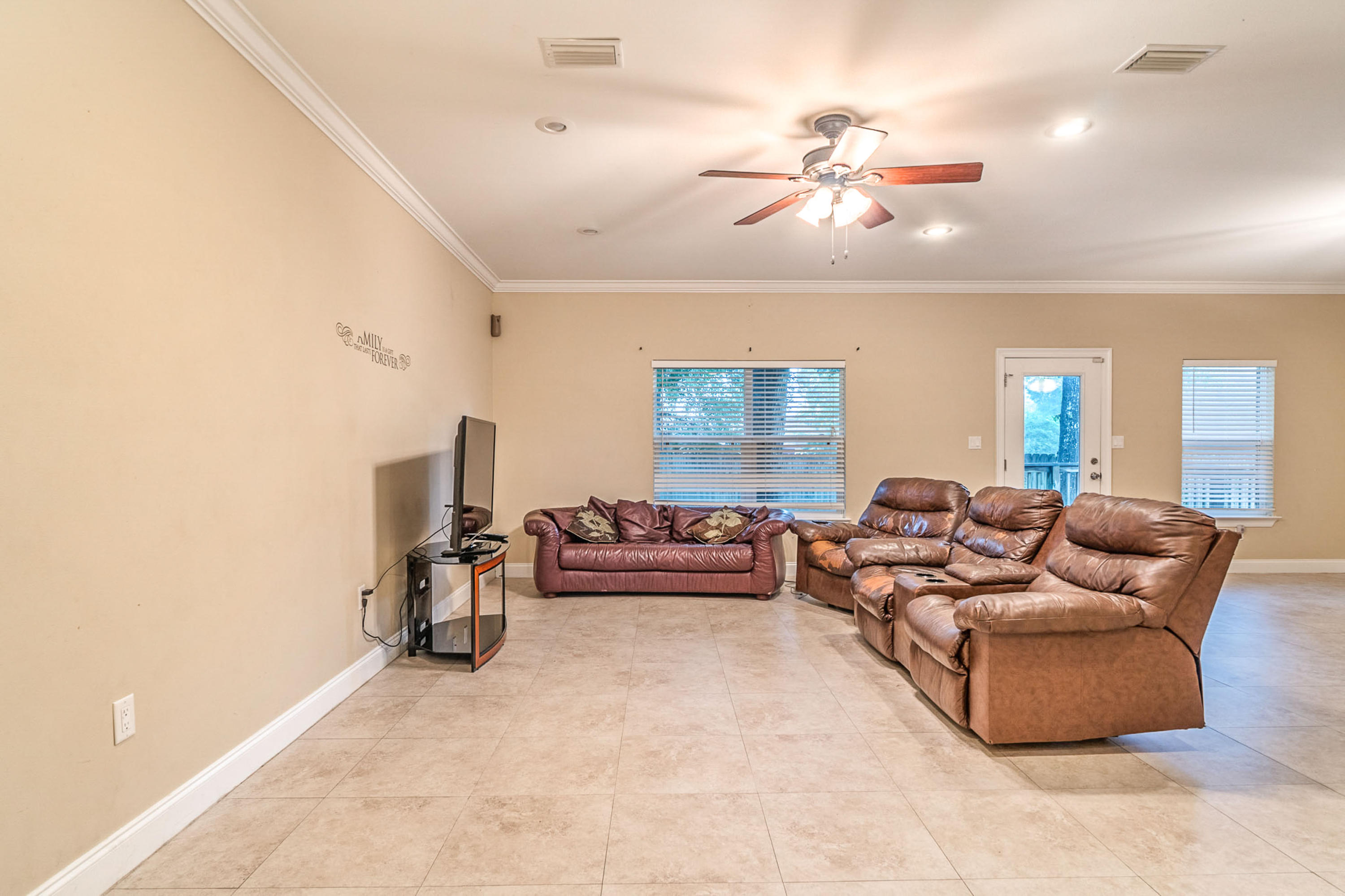 ARROWHEAD - Residential