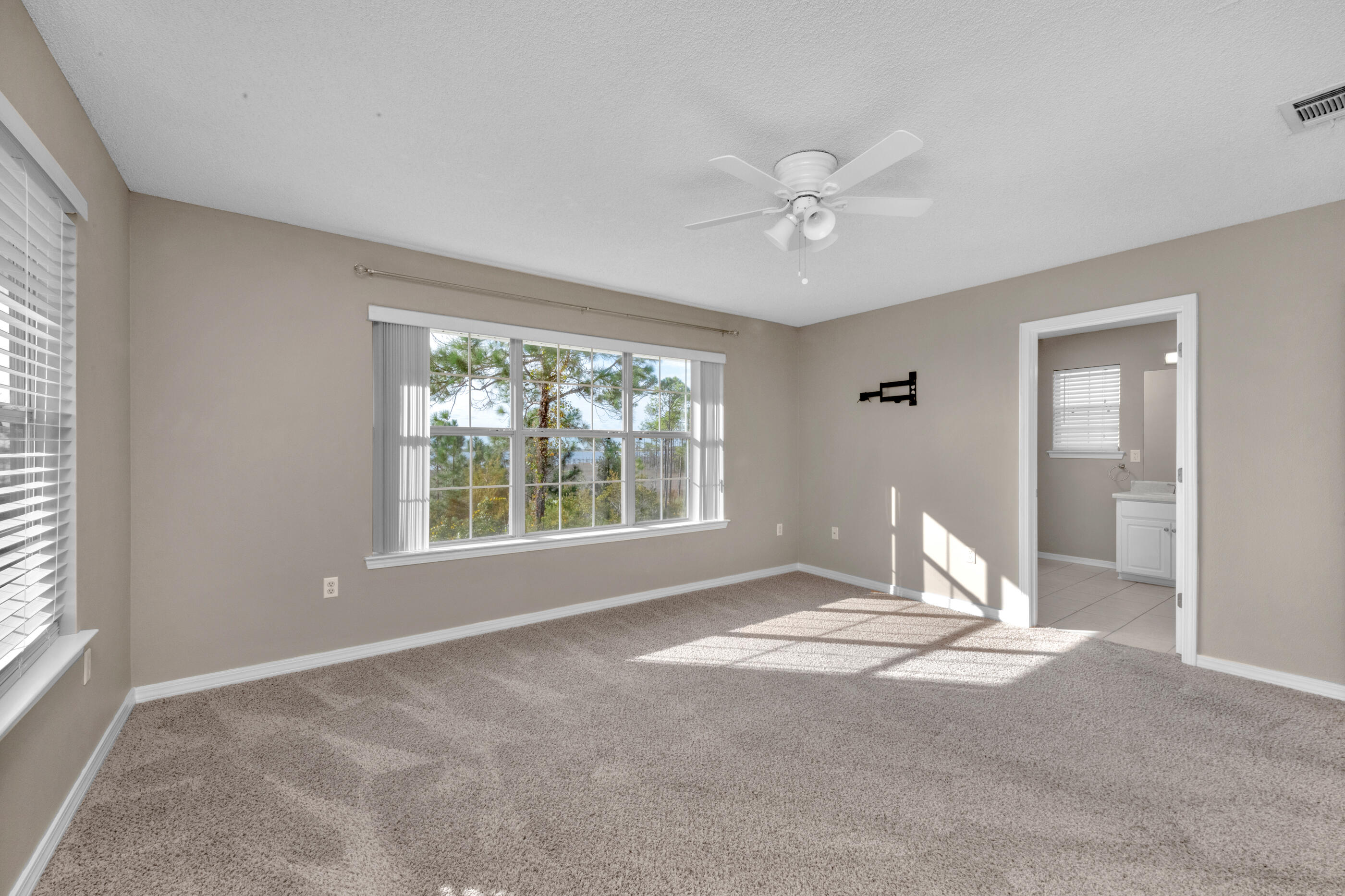 MARSH HARBOR - Residential Lease