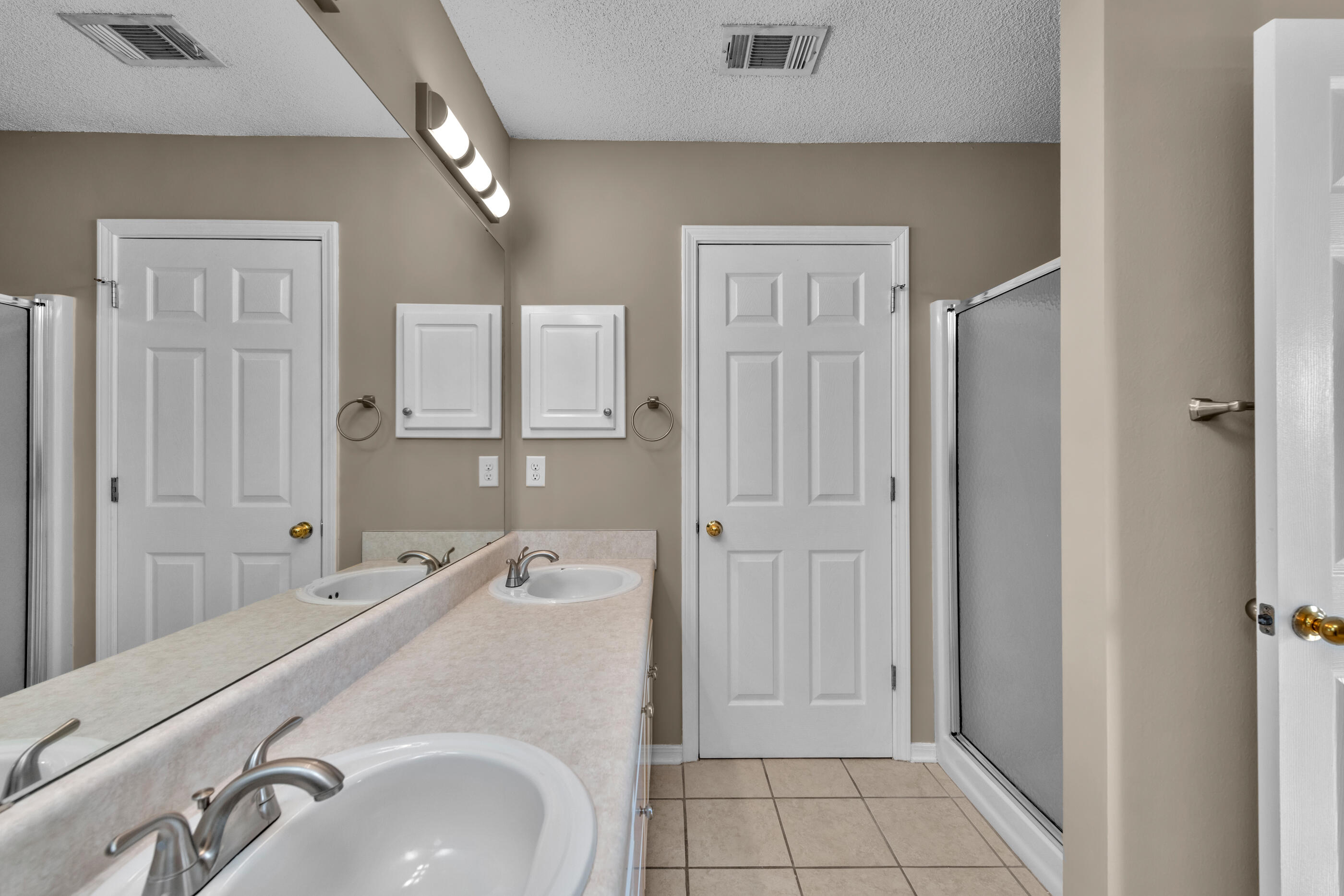 MARSH HARBOR - Residential Lease