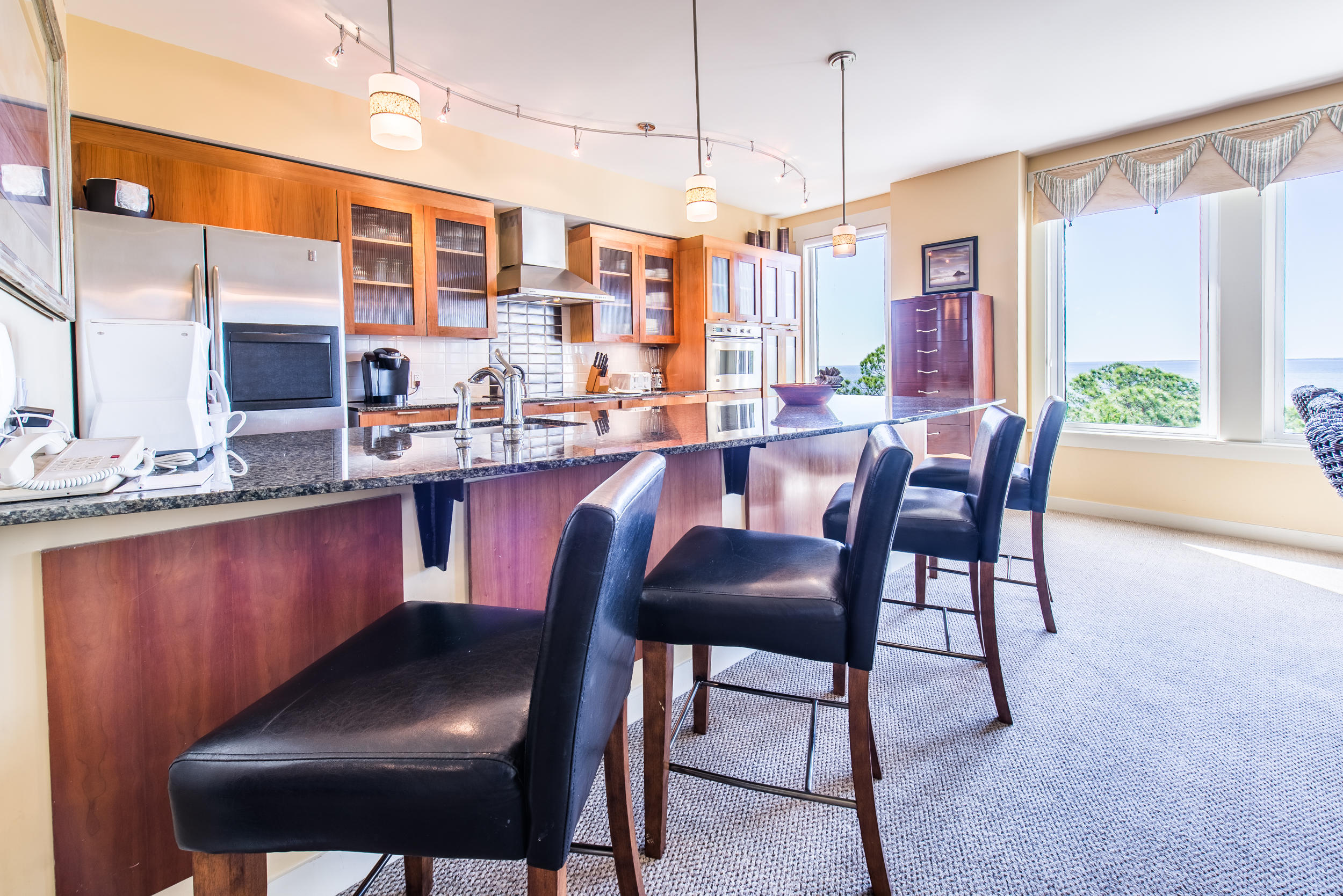 BAHIA CONDO - Residential