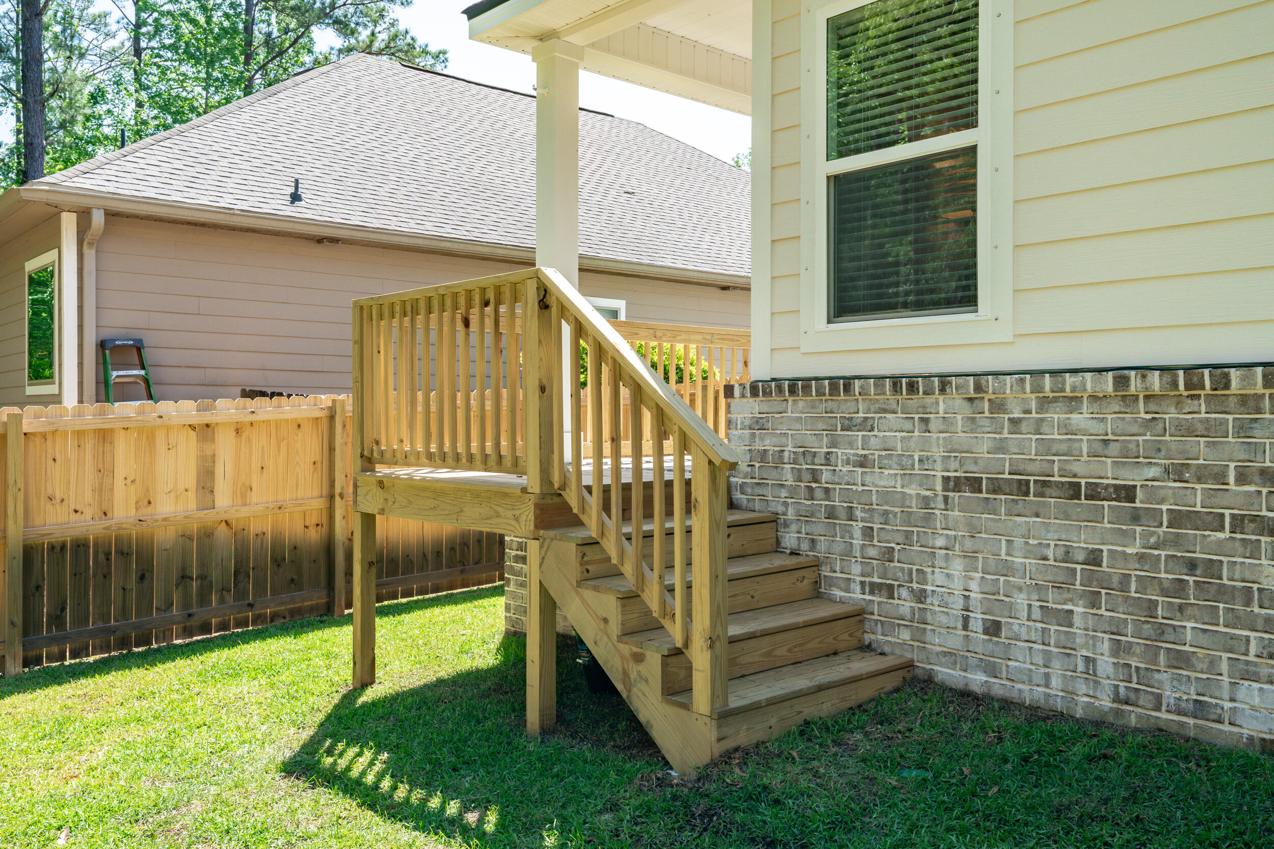 LAGRANGE LANDING - Residential
