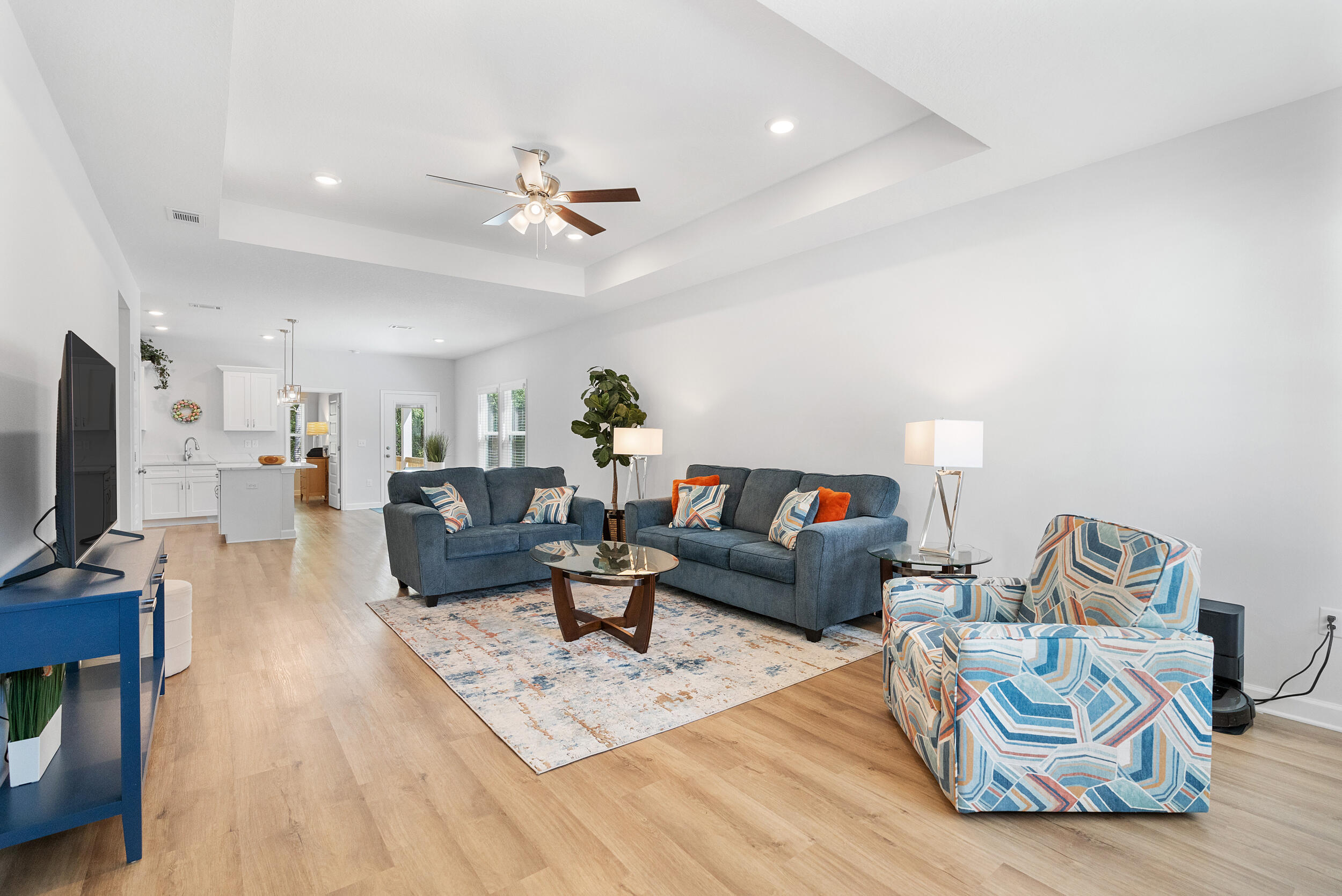 LAGRANGE LANDING - Residential