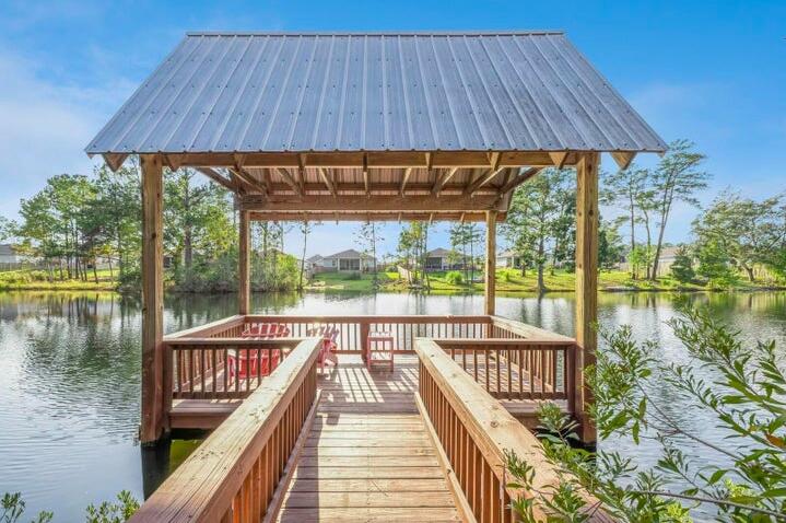 LAGRANGE LANDING - Residential