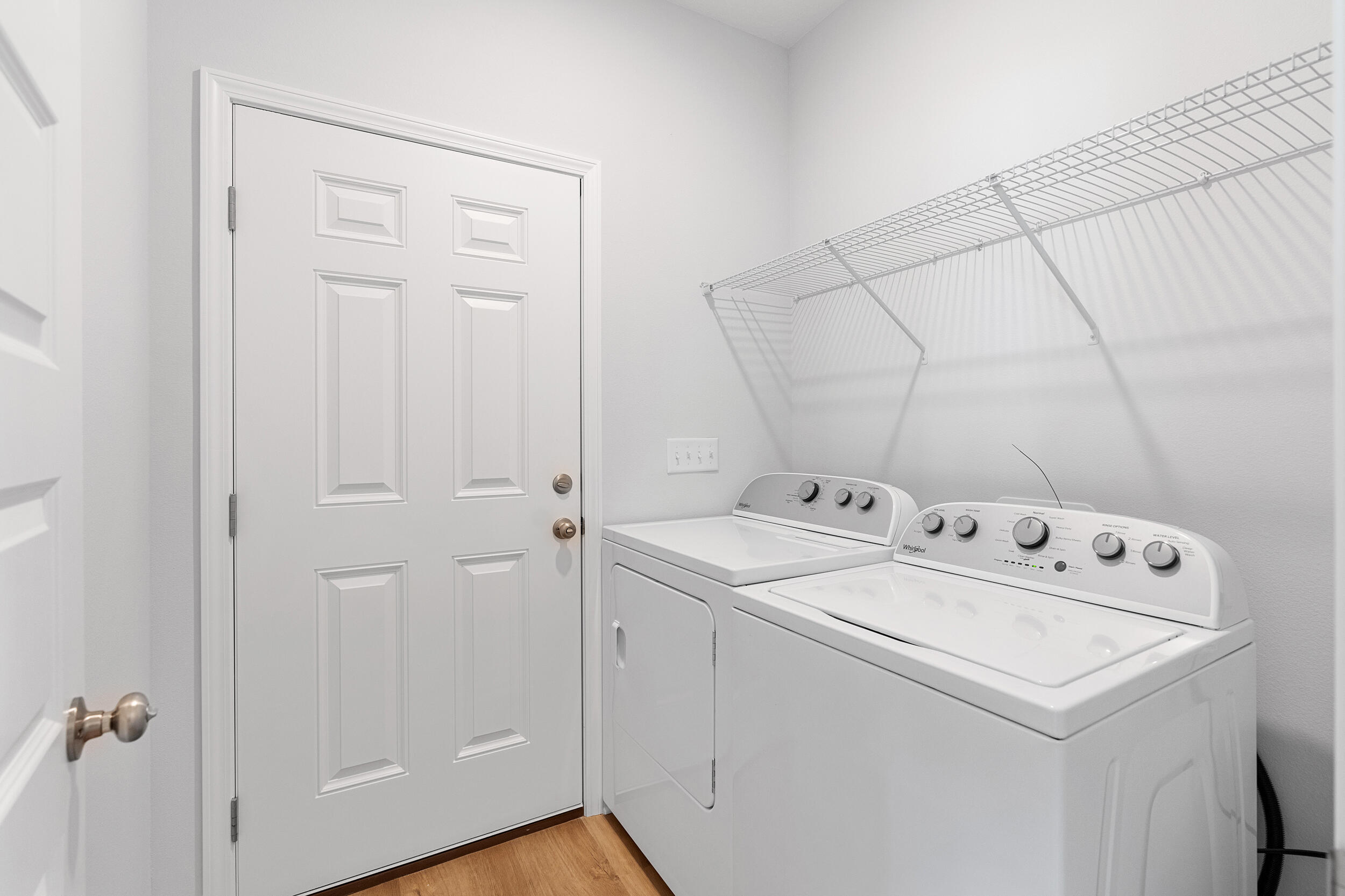 LAGRANGE LANDING - Residential