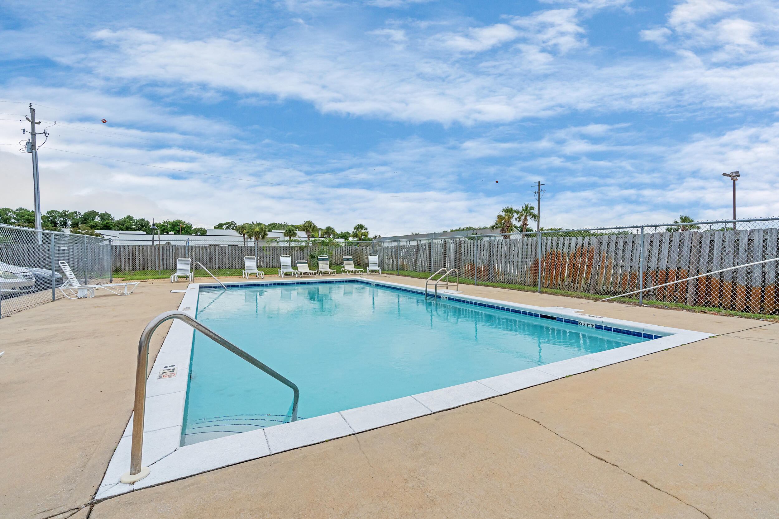 QUAIL RUN - Residential