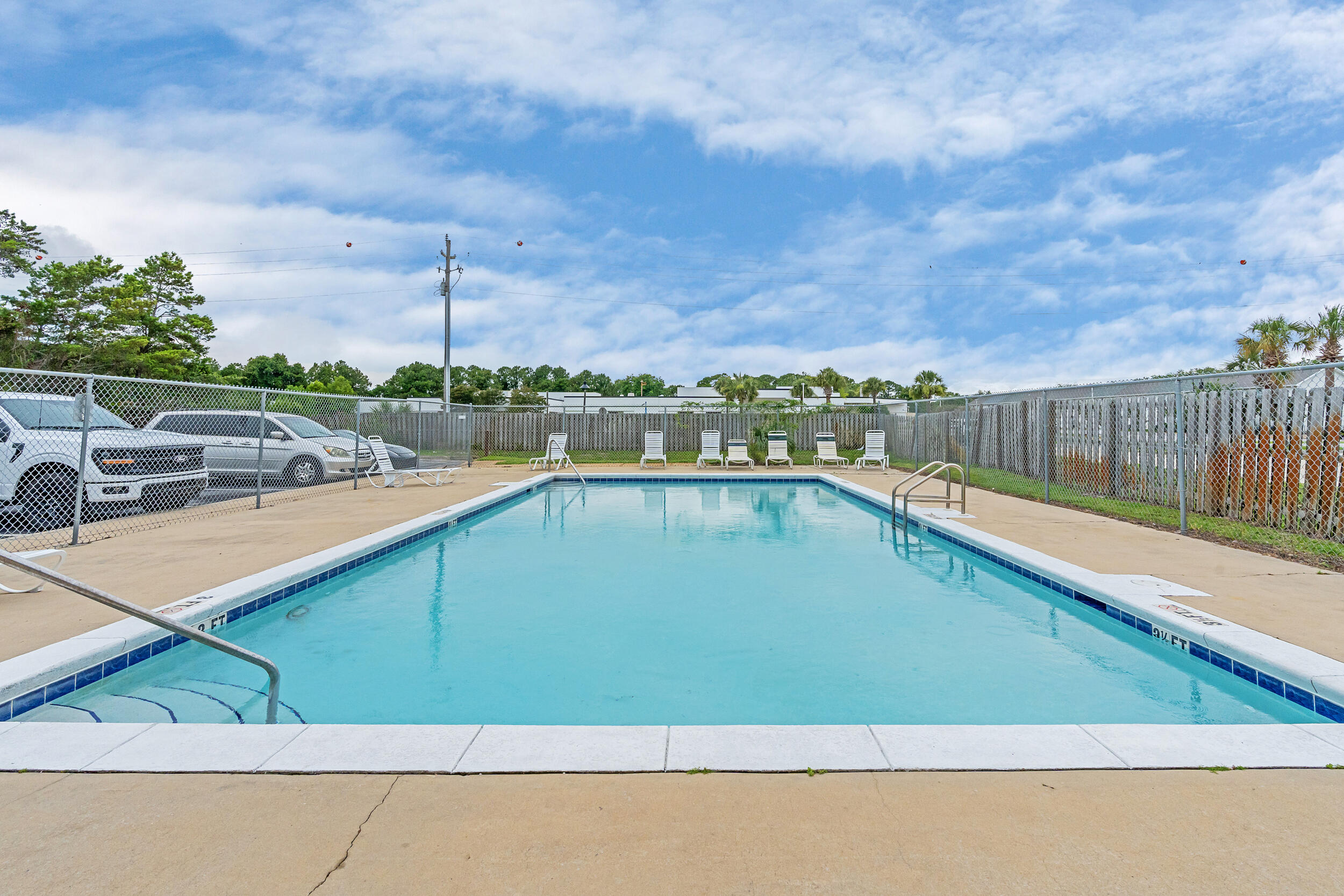 QUAIL RUN - Residential