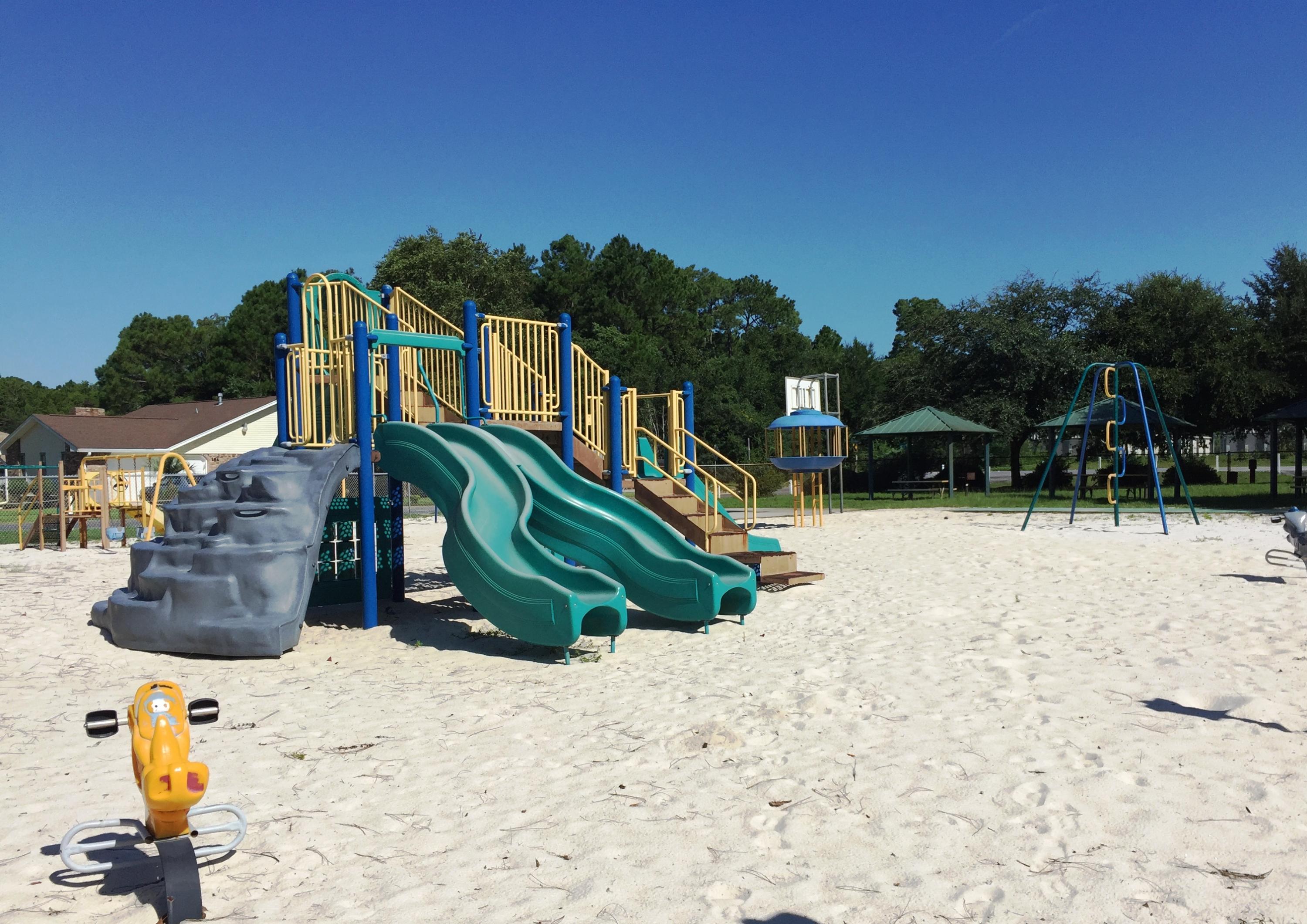 OAK TREE PARK - Residential